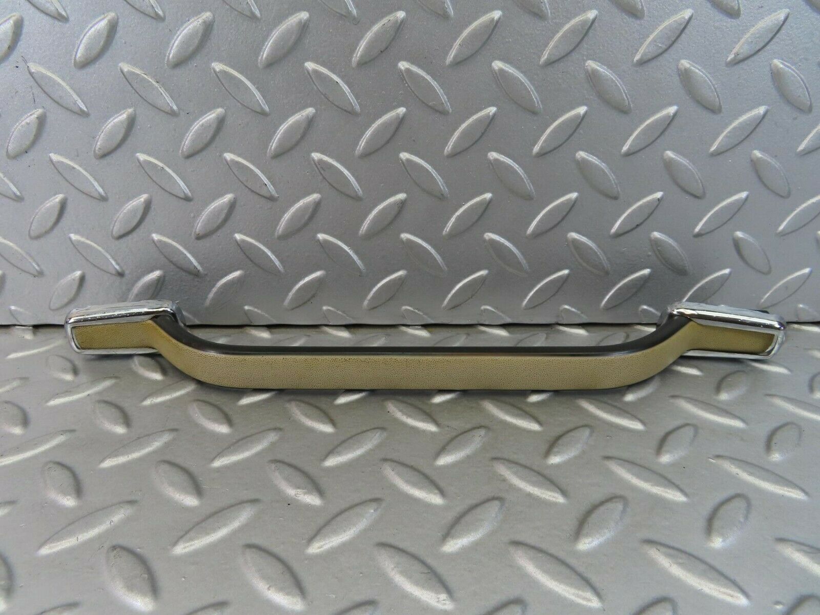 7304 Mercedes-Benz W116 450SE Interior Roof Grab Handle Front