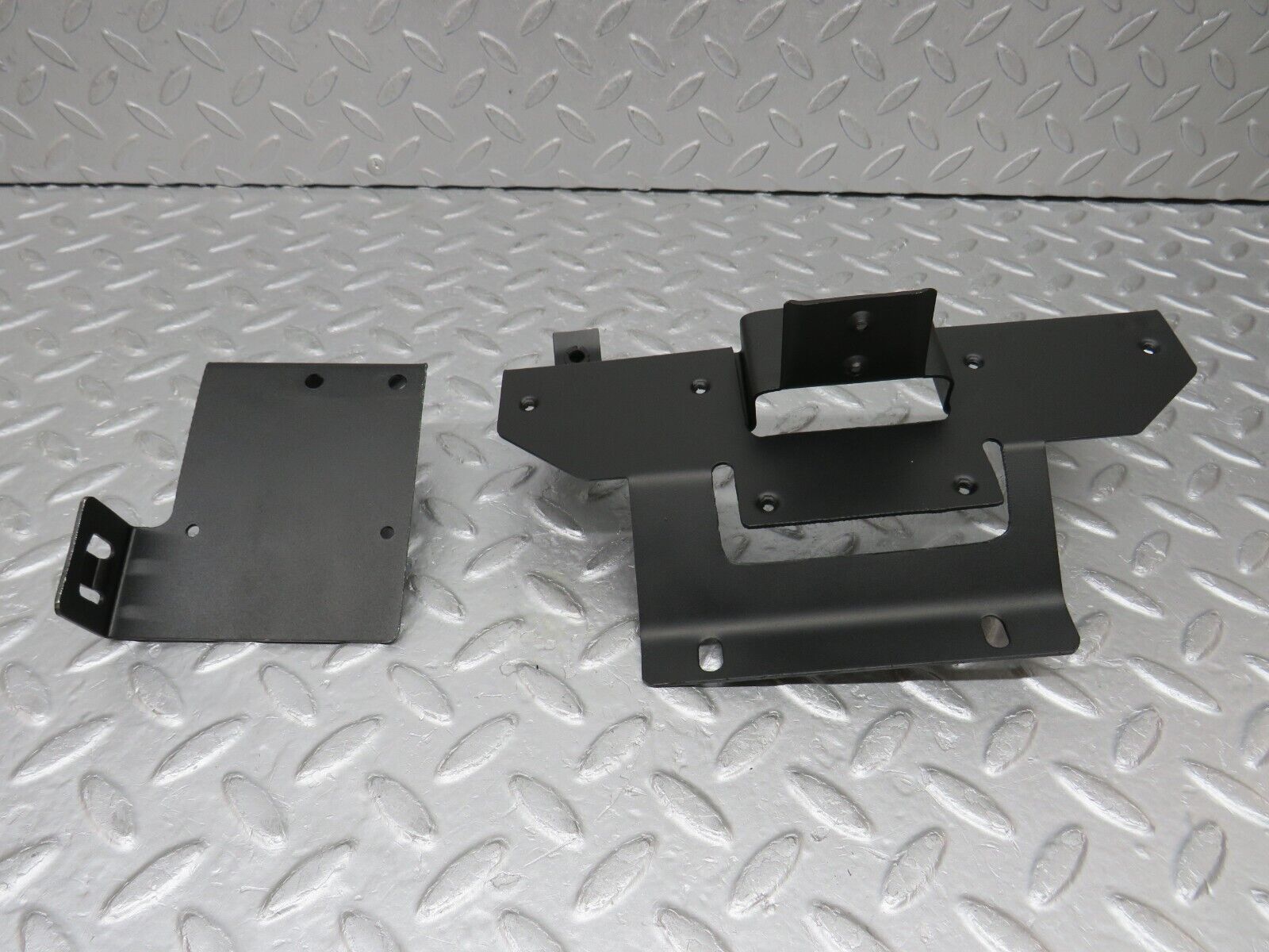 37487 Mercedes-Benz W109 300SEL Relay Holder Bracket