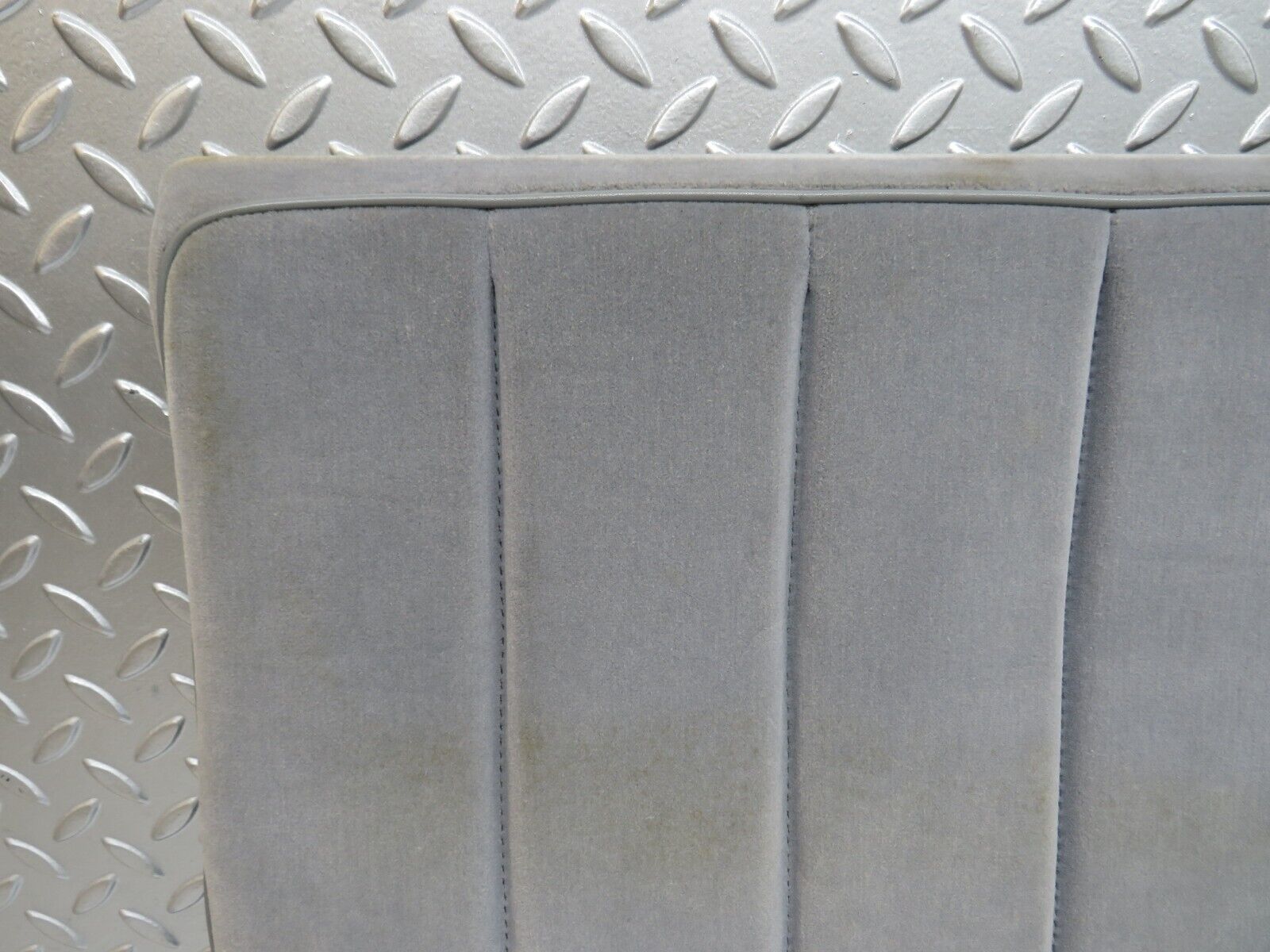 32349 Mercedes-Benz S124 300TE Third Row Seat Bench Grey