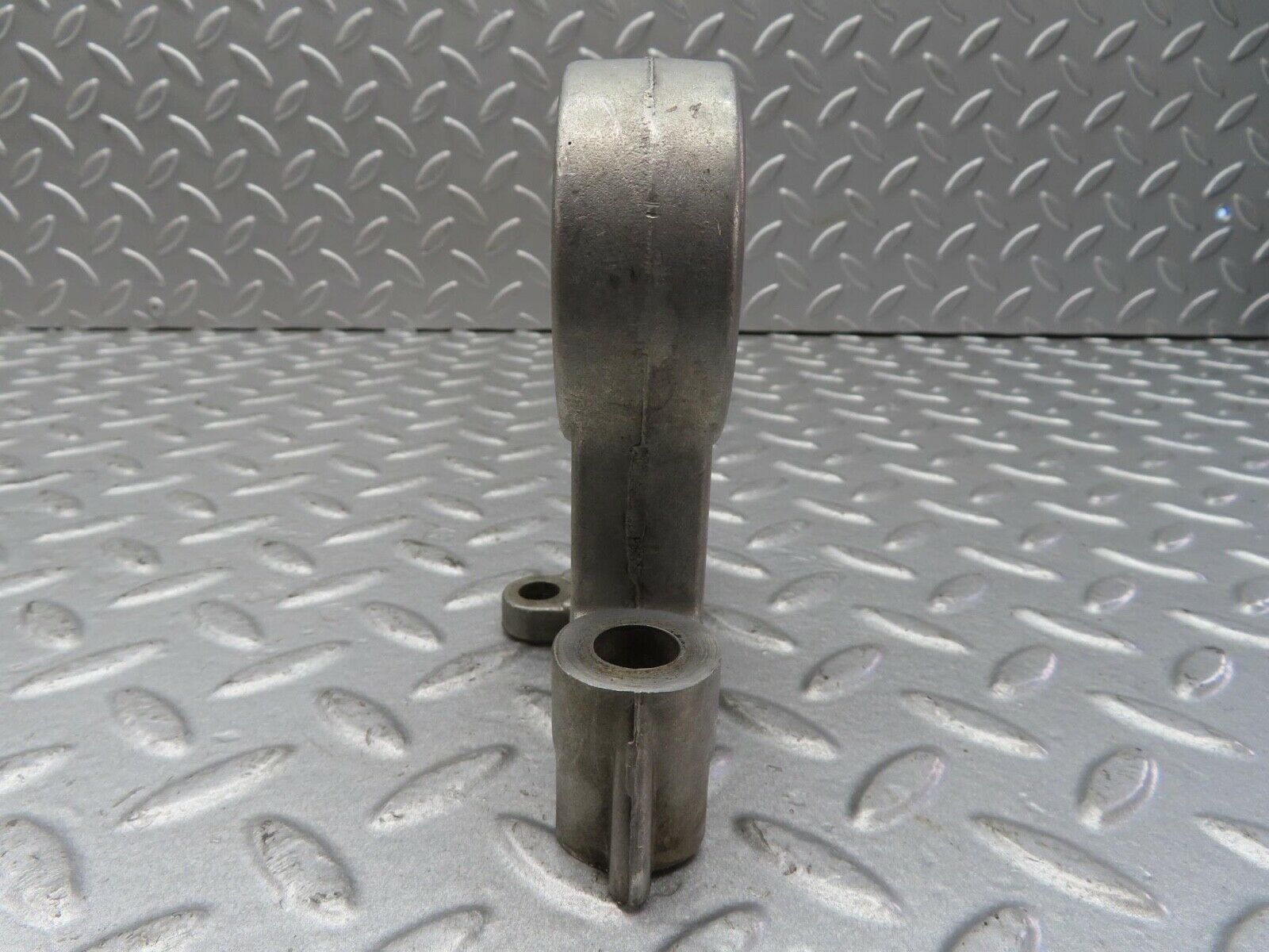 13361 Mercedes-Benz W111 230S Camshaft Tower Bearing 1140510016