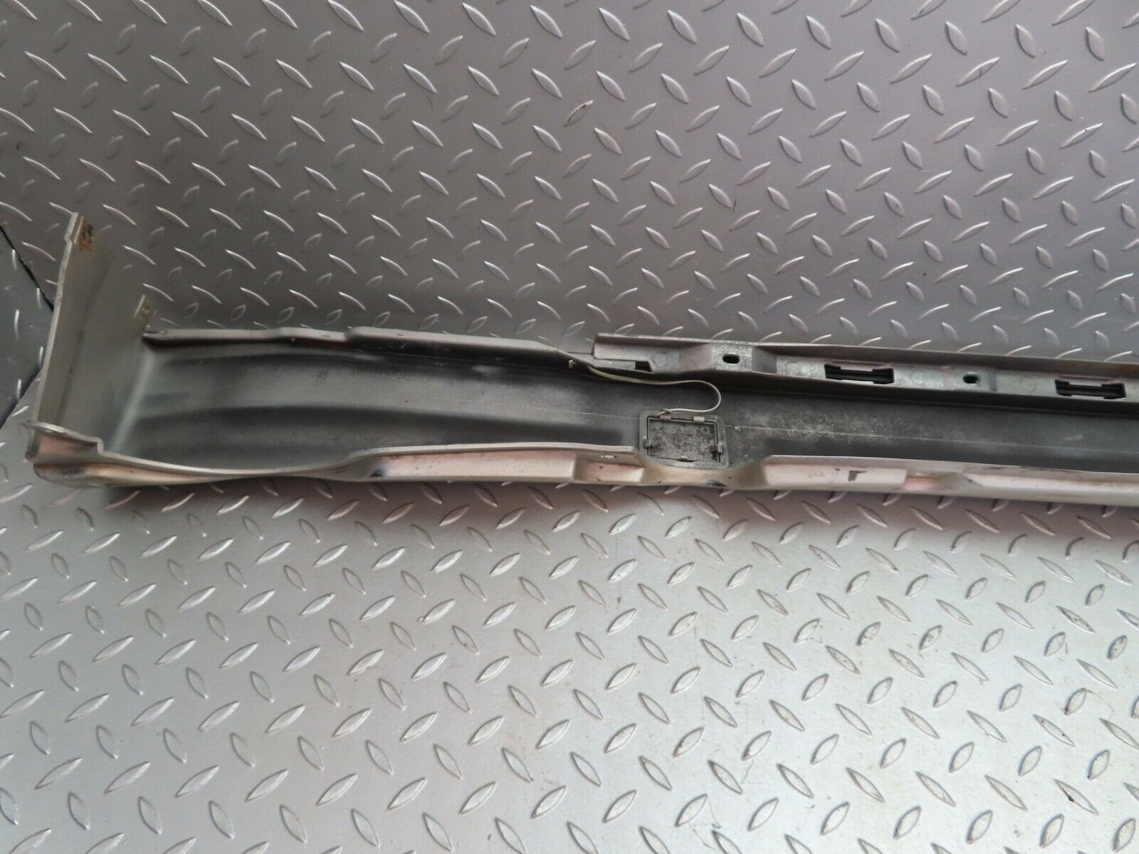 19749 Mercedes-Benz C140 CL420 Coupe Side Skirt Right Side Silver 1406901640