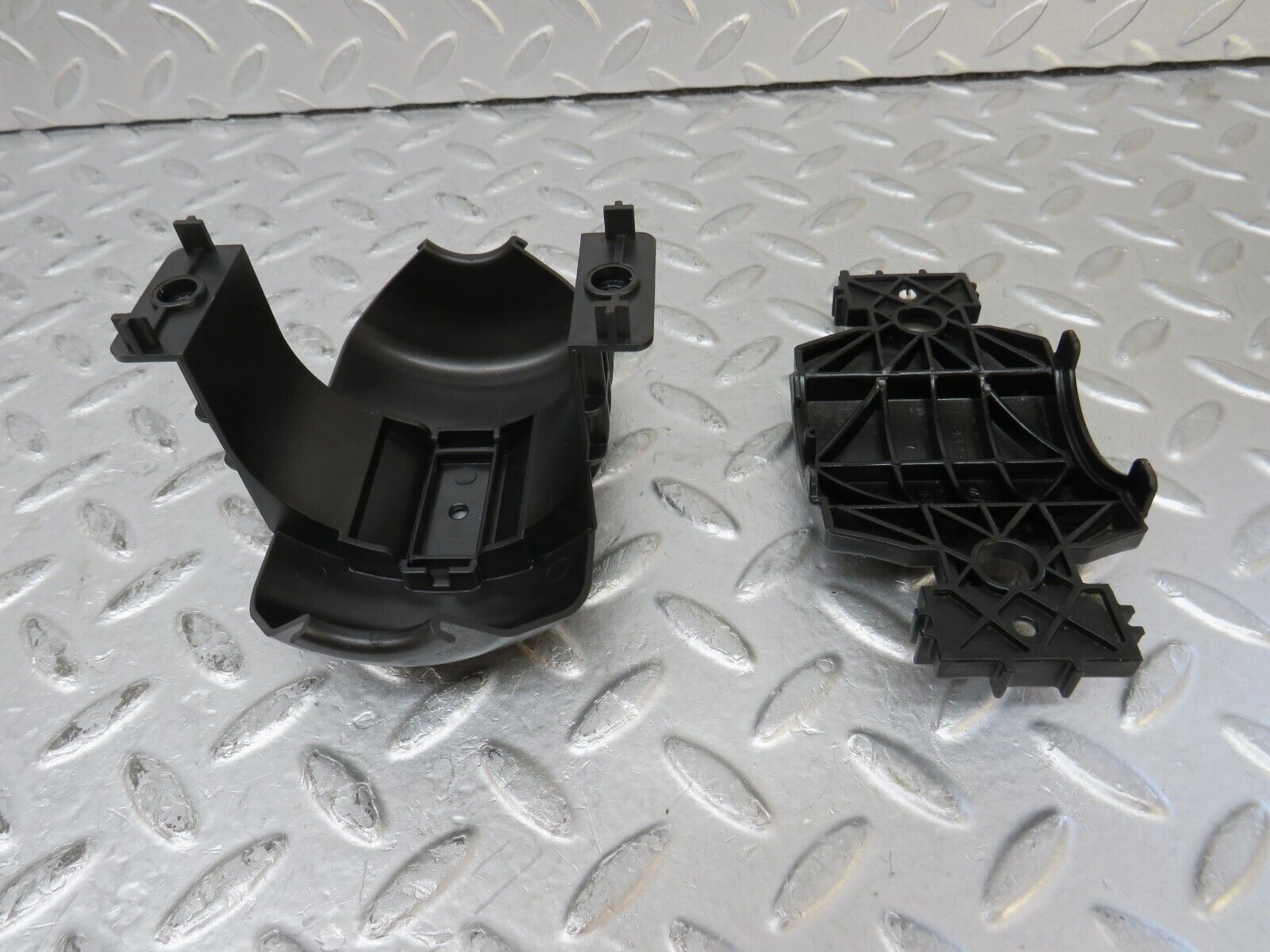 35177 Mercedes-Benz W221 Heater Blower Motor Holder Bracket