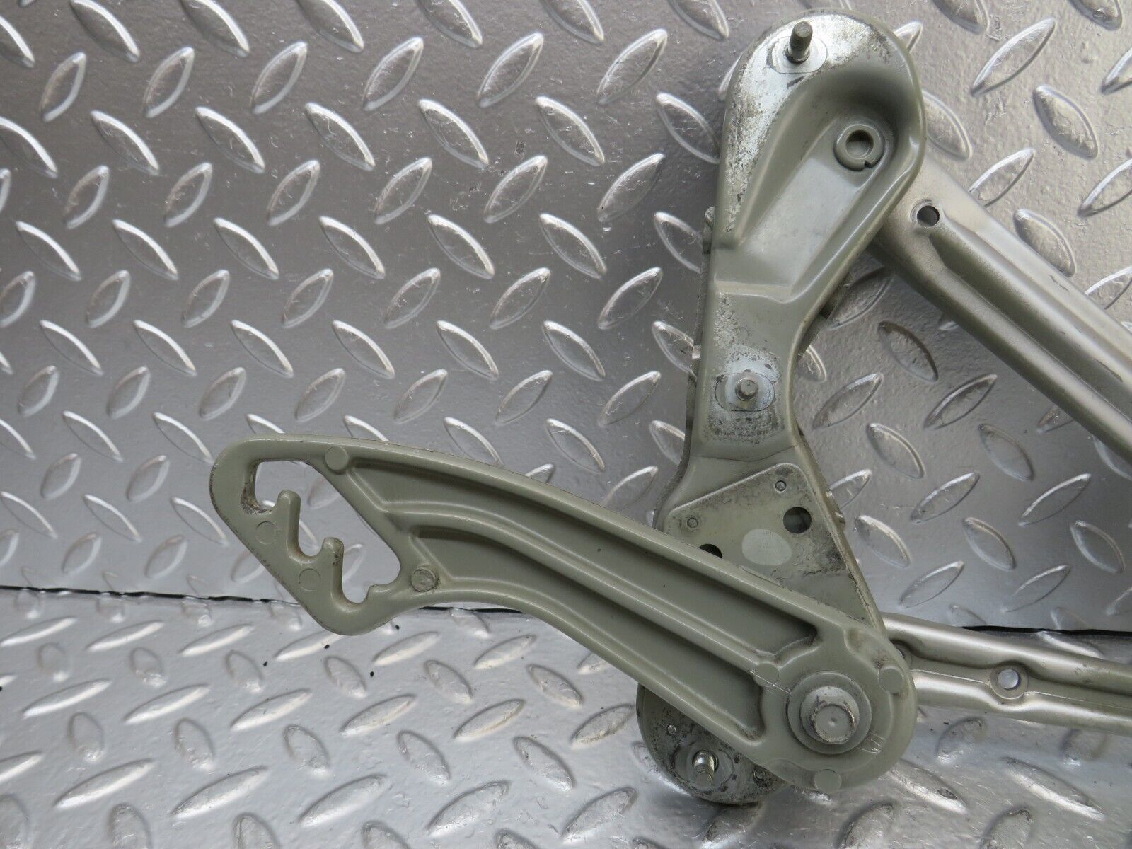 25023 Mercedes-Benz W140 S320 Bonnet Hinge Left Side 1298800128