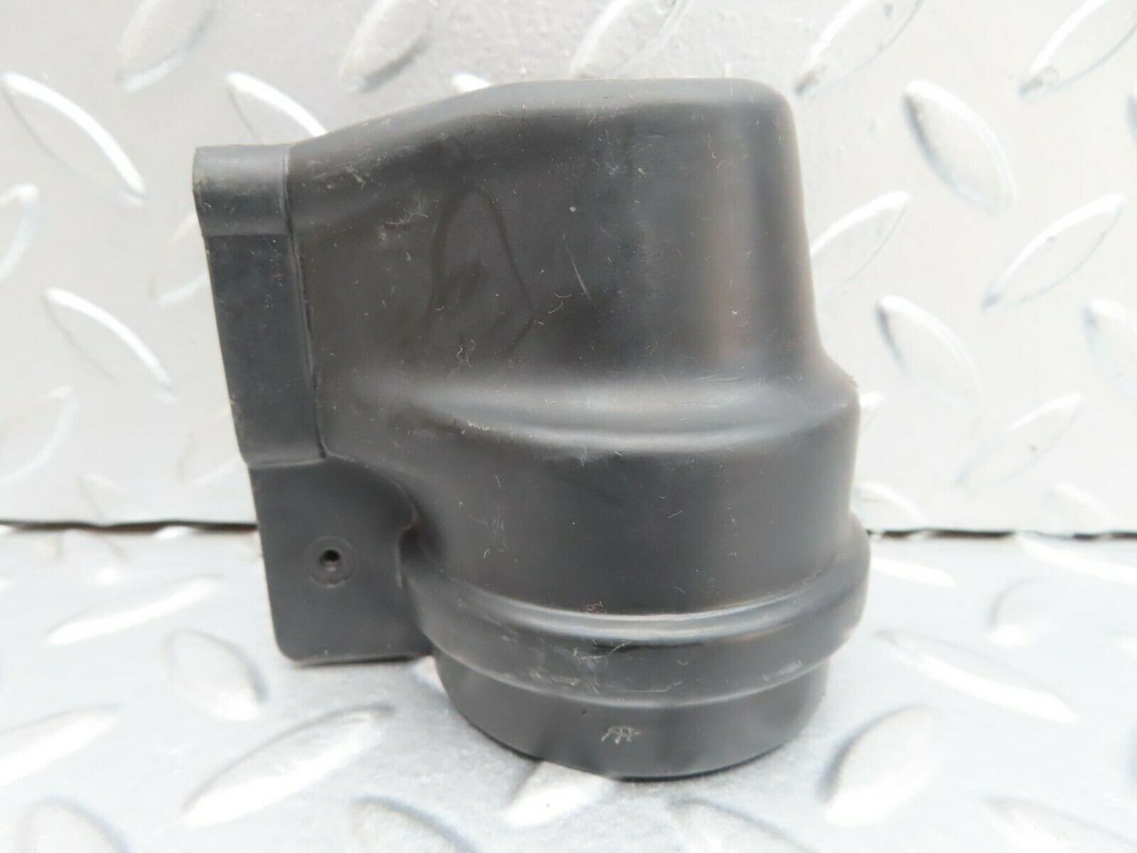 15462 Mercedes-Benz W123 230E Ignition Coil Protective Cap 0001581785