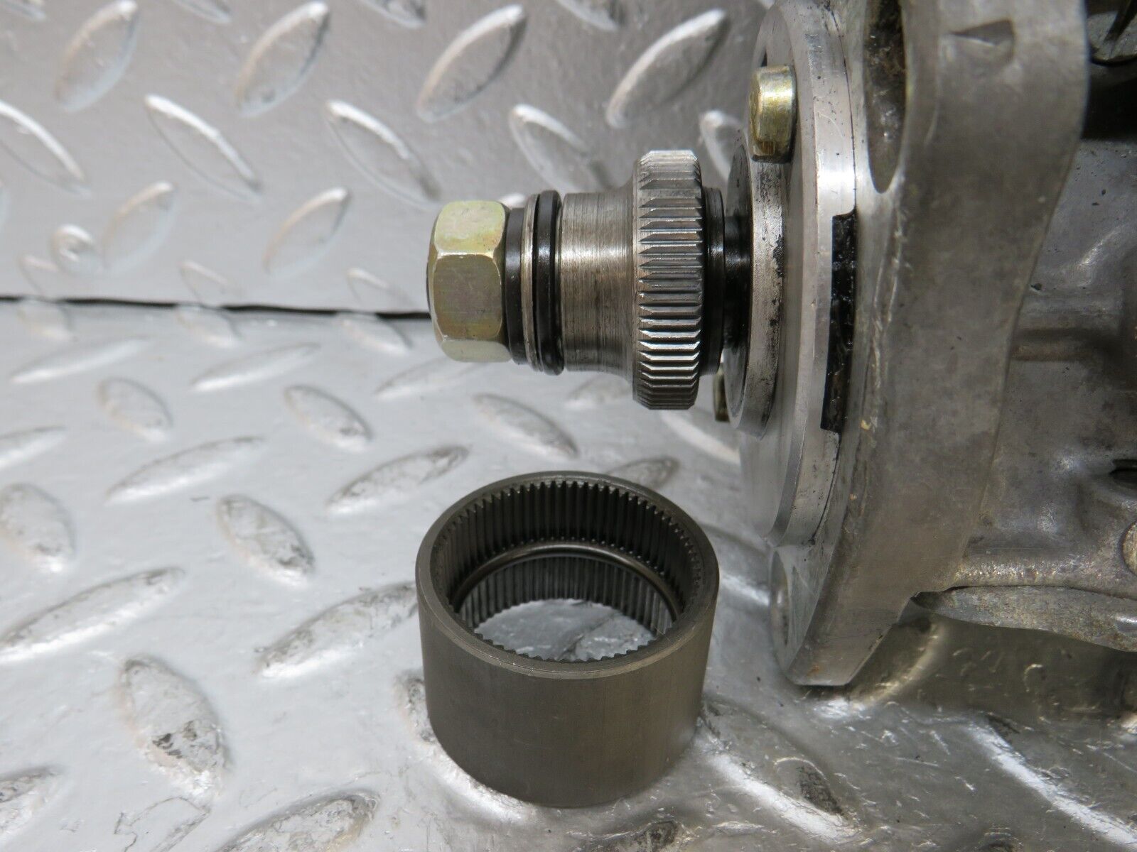 27751 Mercedes-Benz S124 300TE Diesel Fuel Injection Pump Bosch 6060700301