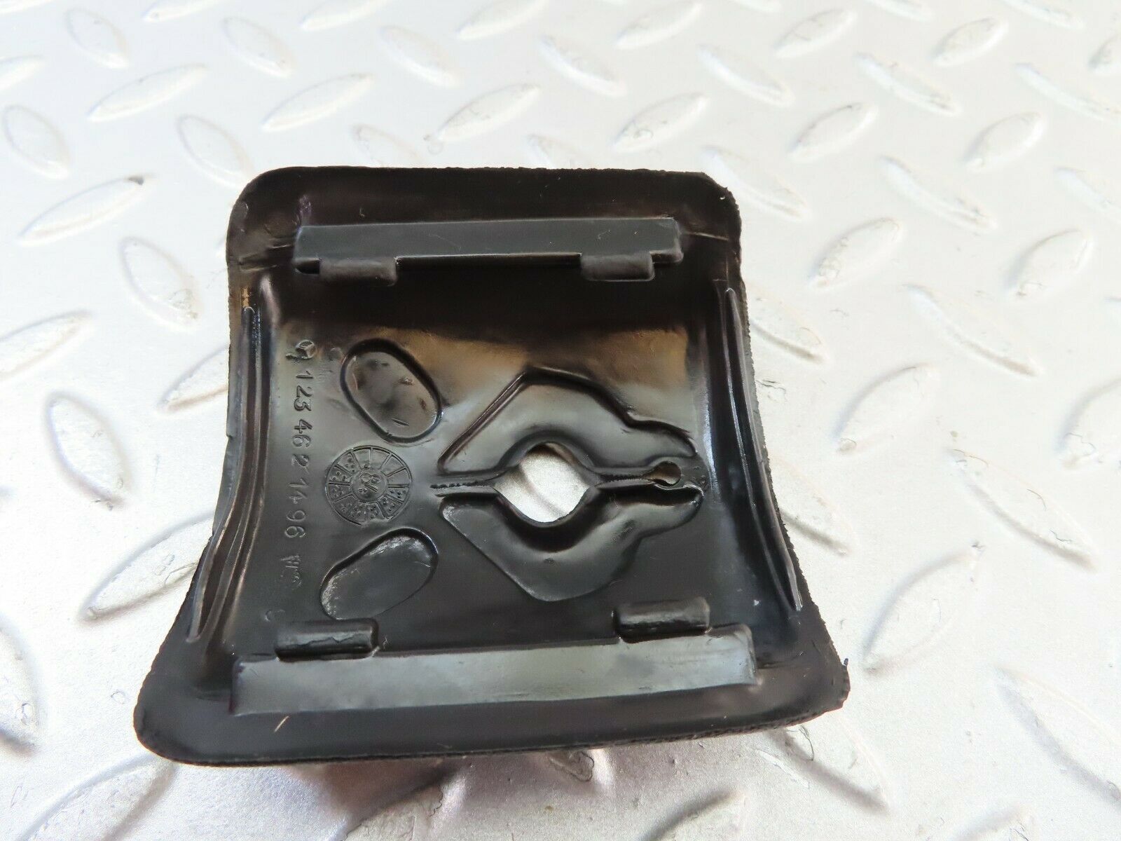 7652 Mercedes-Benz S123 230TE Wagon Steering Column Switch Cover 1234621496