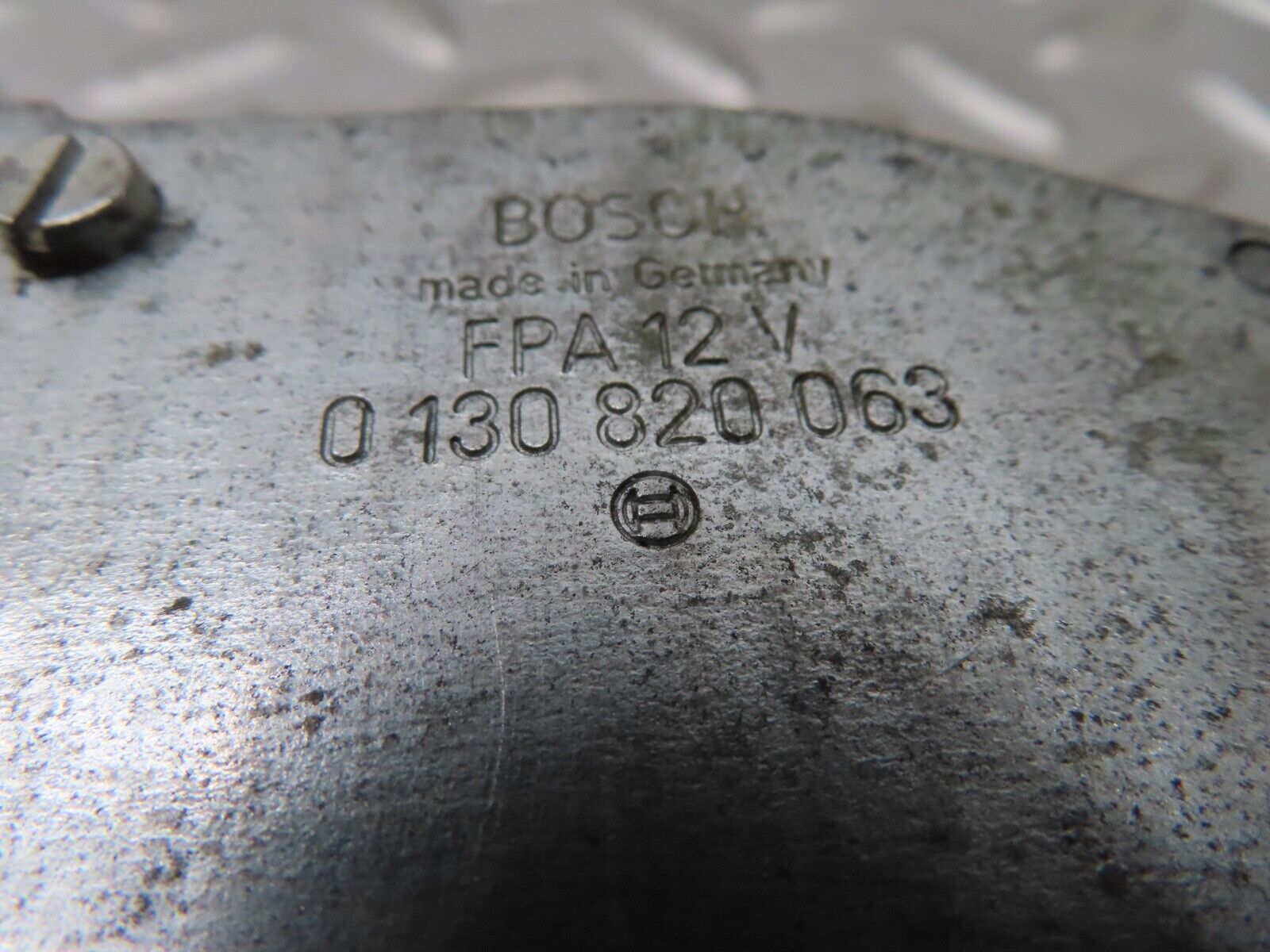 17551 Mercedes-Benz W116 450SEL Rear Left Window Regulator Motor 0130820063