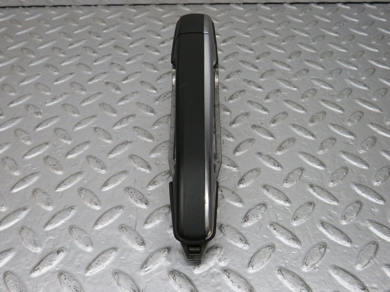 33420 Mercedes-Benz W202 C180 Rear Right Exterior Door Handle