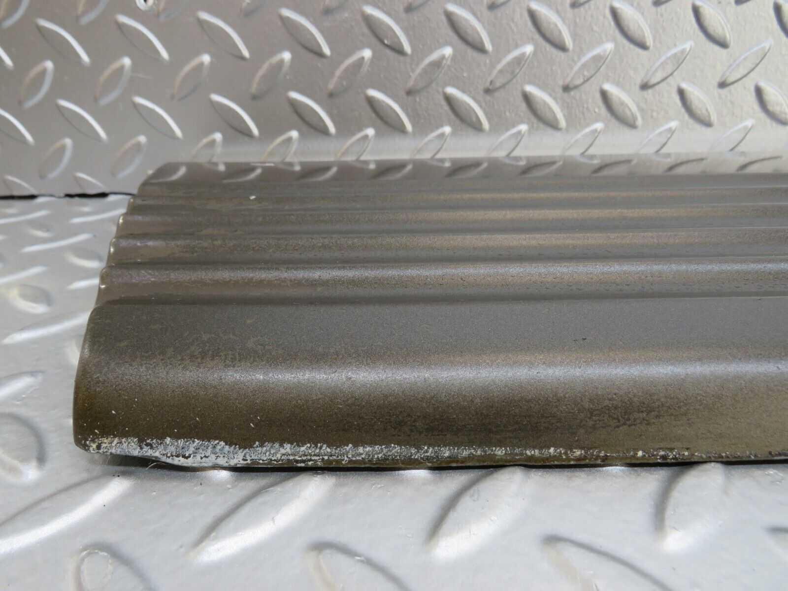 34267 Mercedes-Benz C126 380SEC Coupe Left Door Lower Moulding Trim 1266901140