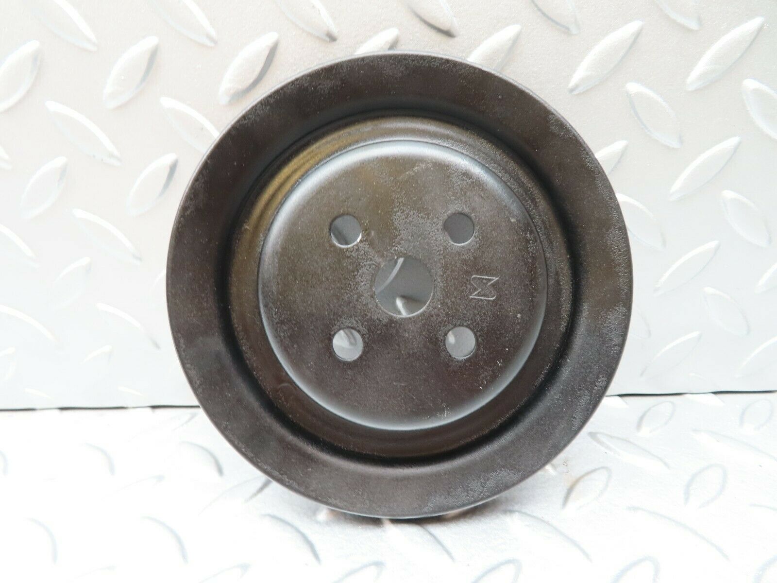 4717 Mercedes-Benz W114 280CE Coupe Water Pump Pulley