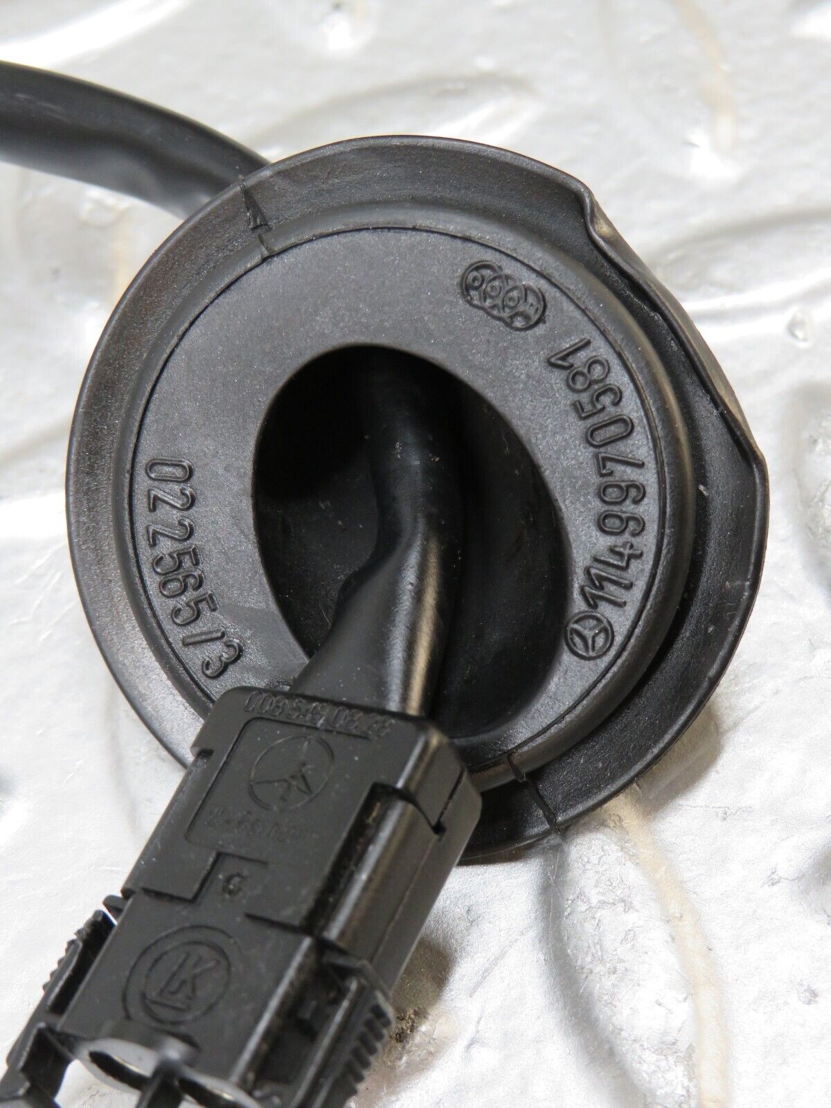 26005 Mercedes-Benz W124 280E Heater Blower Motor 0085450828