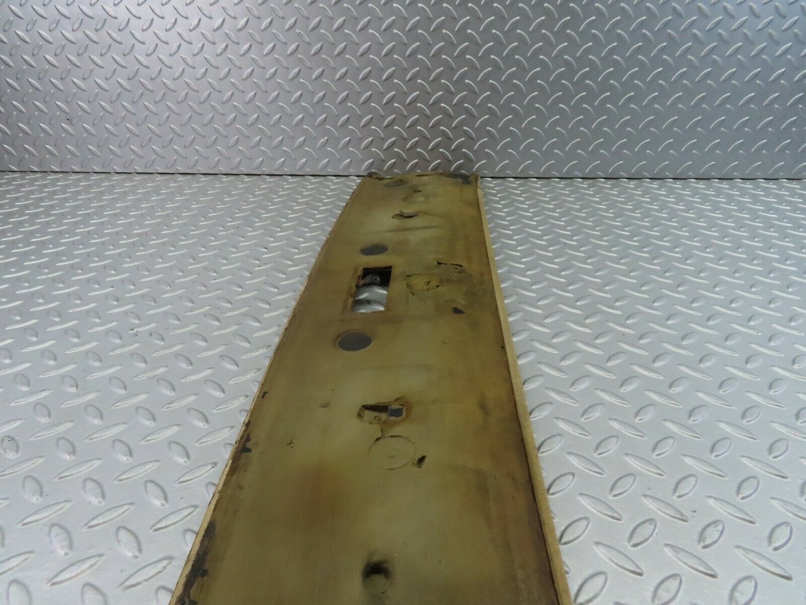 7329 Mercedes-Benz W116 450SE Headlining Roof Panel Rear