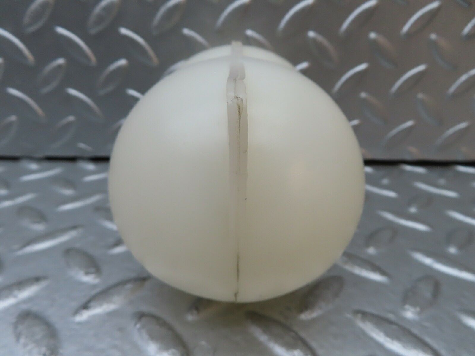 21169 Mercedes-Benz W123 230E Vacuum Reservoir Tank