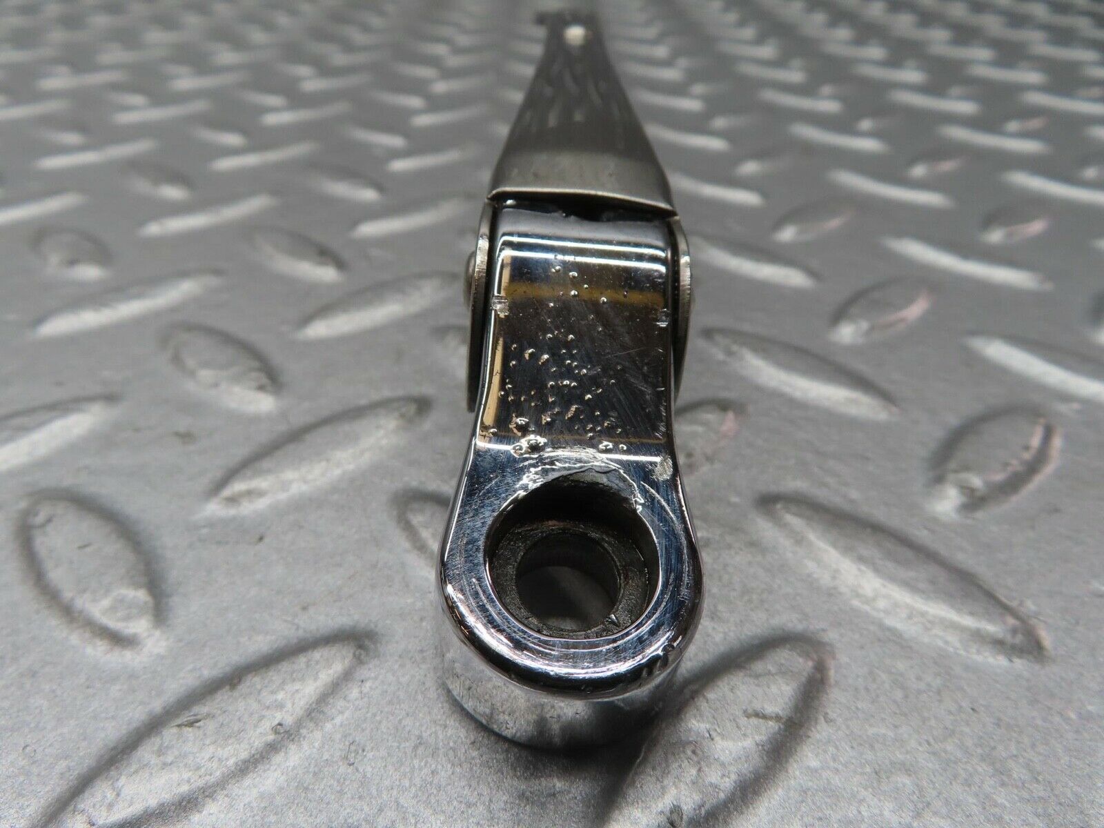 13115 Mercedes-Benz W111 220S Wiper Arm Left Side