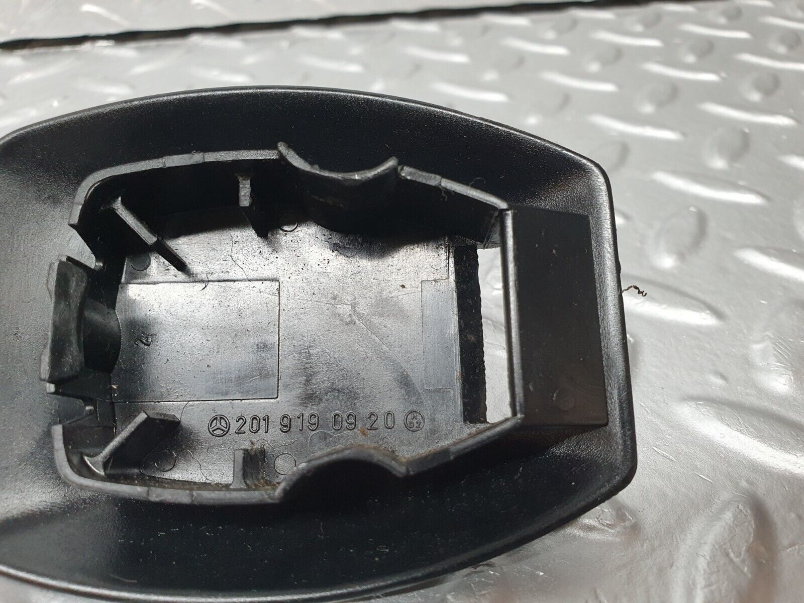 41415 Mercedes-Benz W124 200E Seat Belt Runner Pair