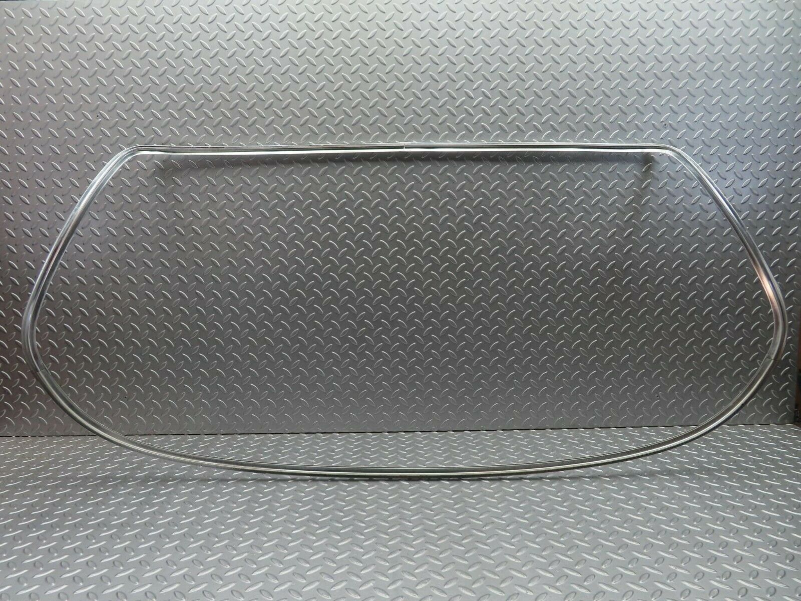 10142 Mercedes-Benz C123 230CE Coupe Rear Windscreen Chrome Trim
