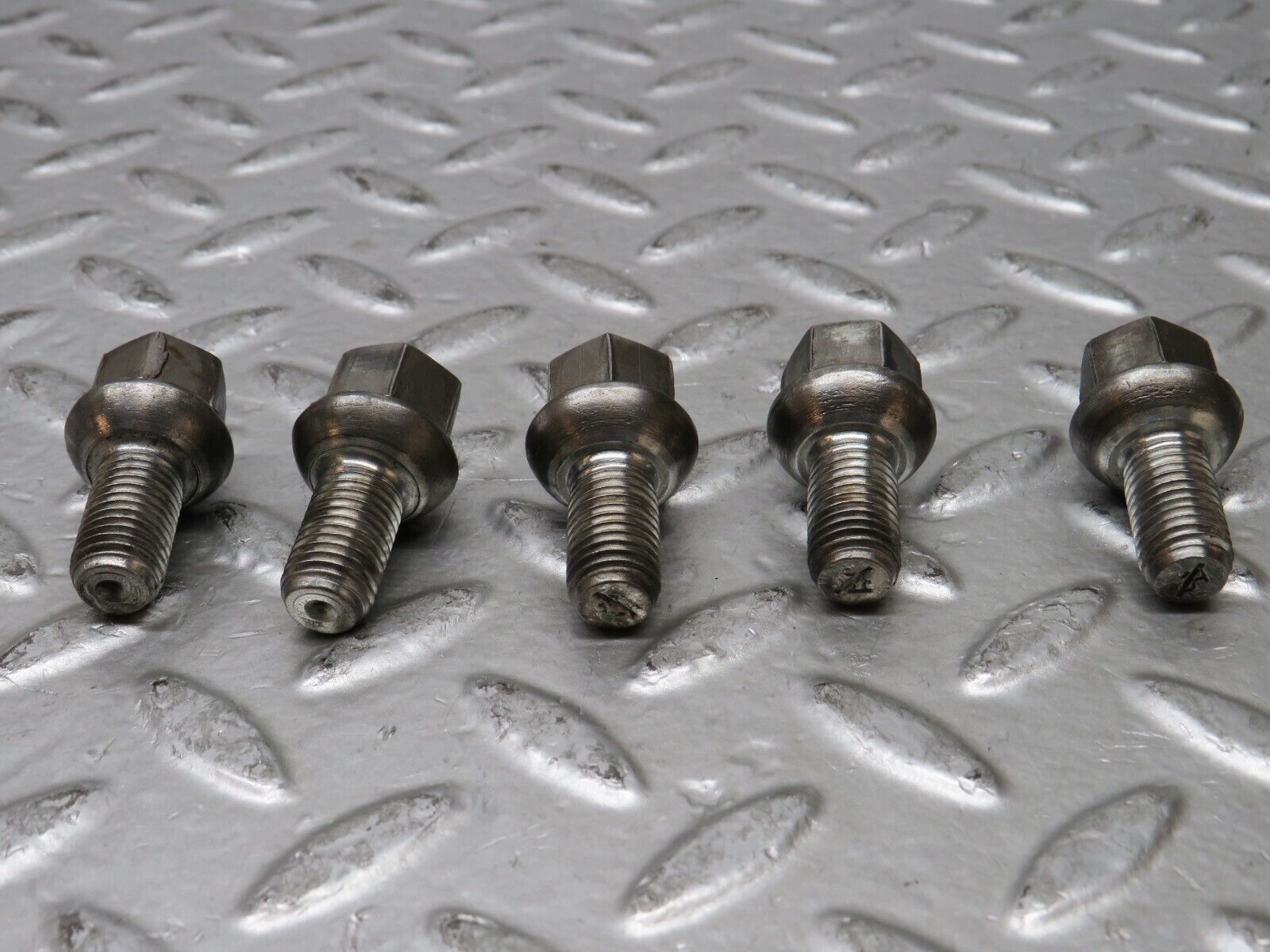 28887 Mercedes-Benz 5x Steel Wheel Lug Bolt M12x1.5