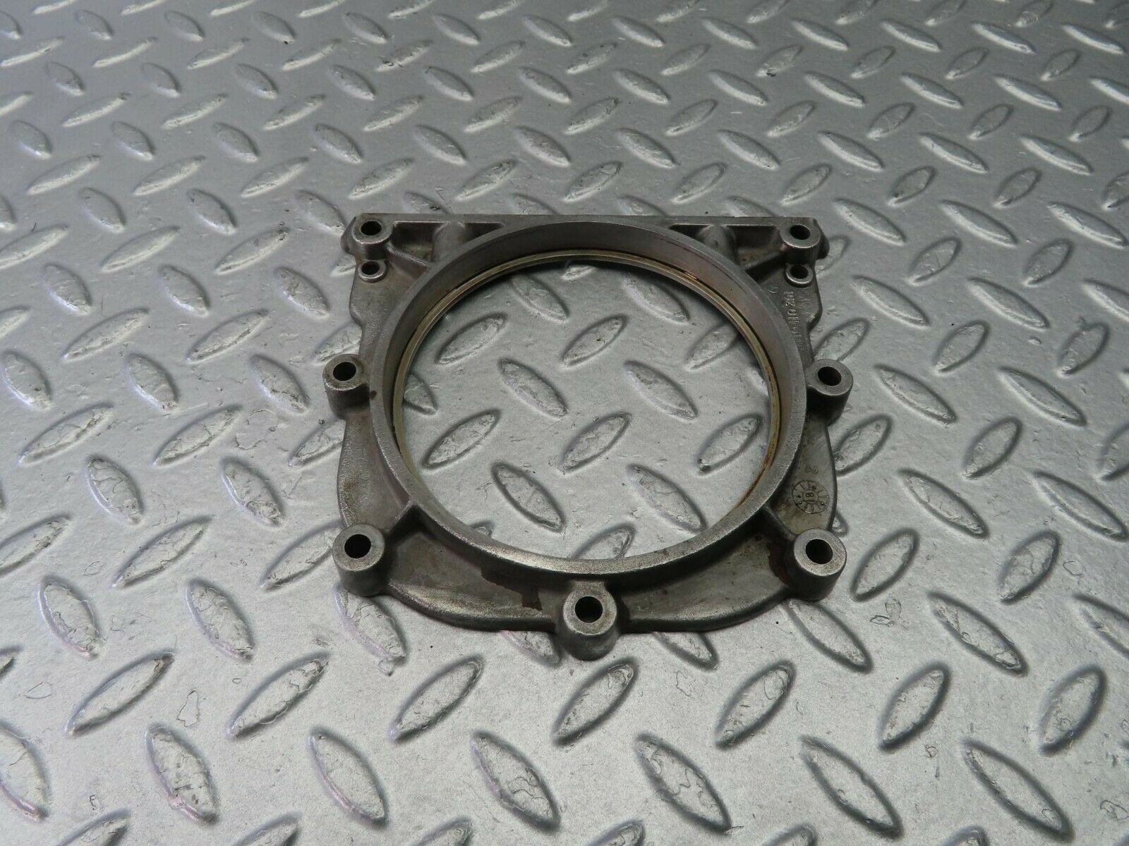 10060 Mercedes-Benz C123 230CE Coupe Crankshaft Lid Cover Rear 1020110108