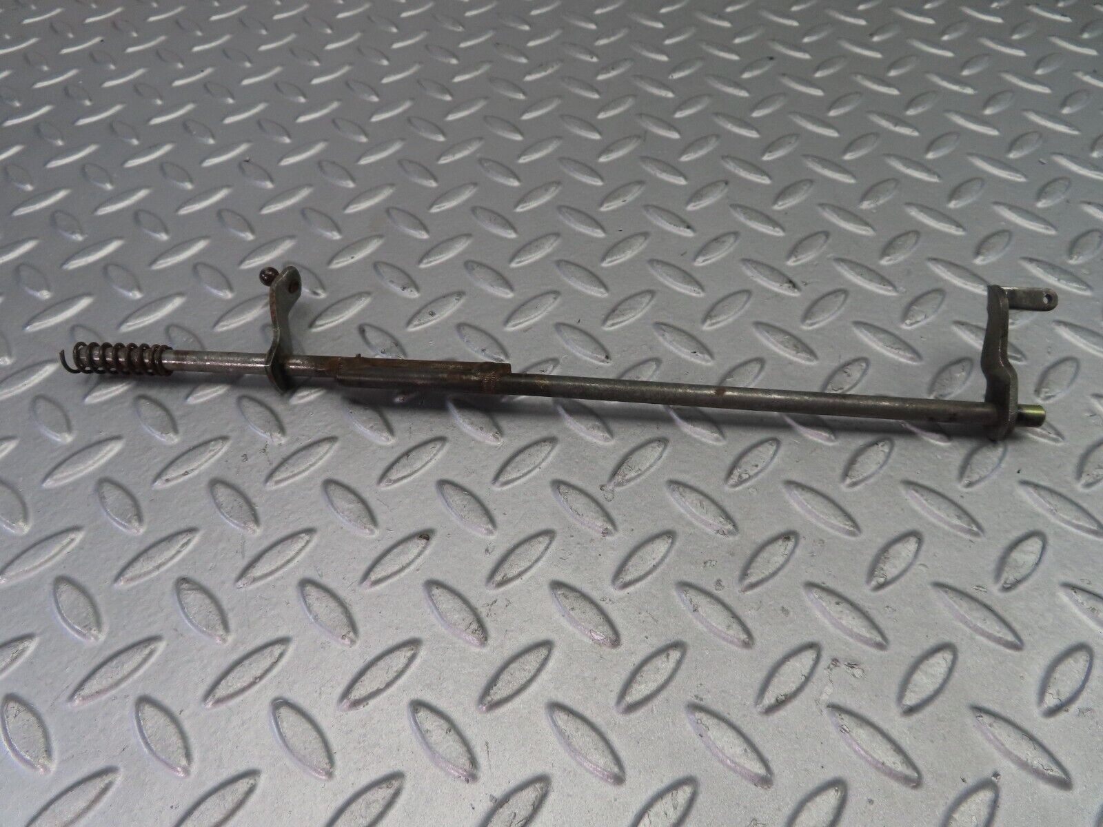 35827 Mercedes-Benz W116 450SE Throttle Linkage