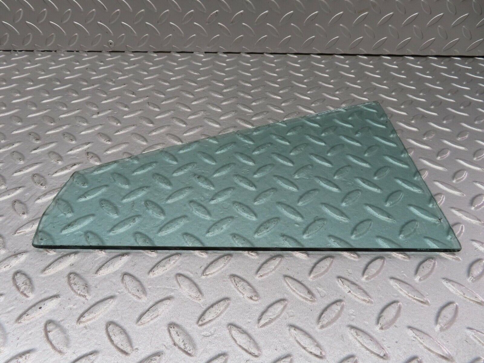 13079 Mercedes-Benz W111 220S Rear Quarter Window Glass