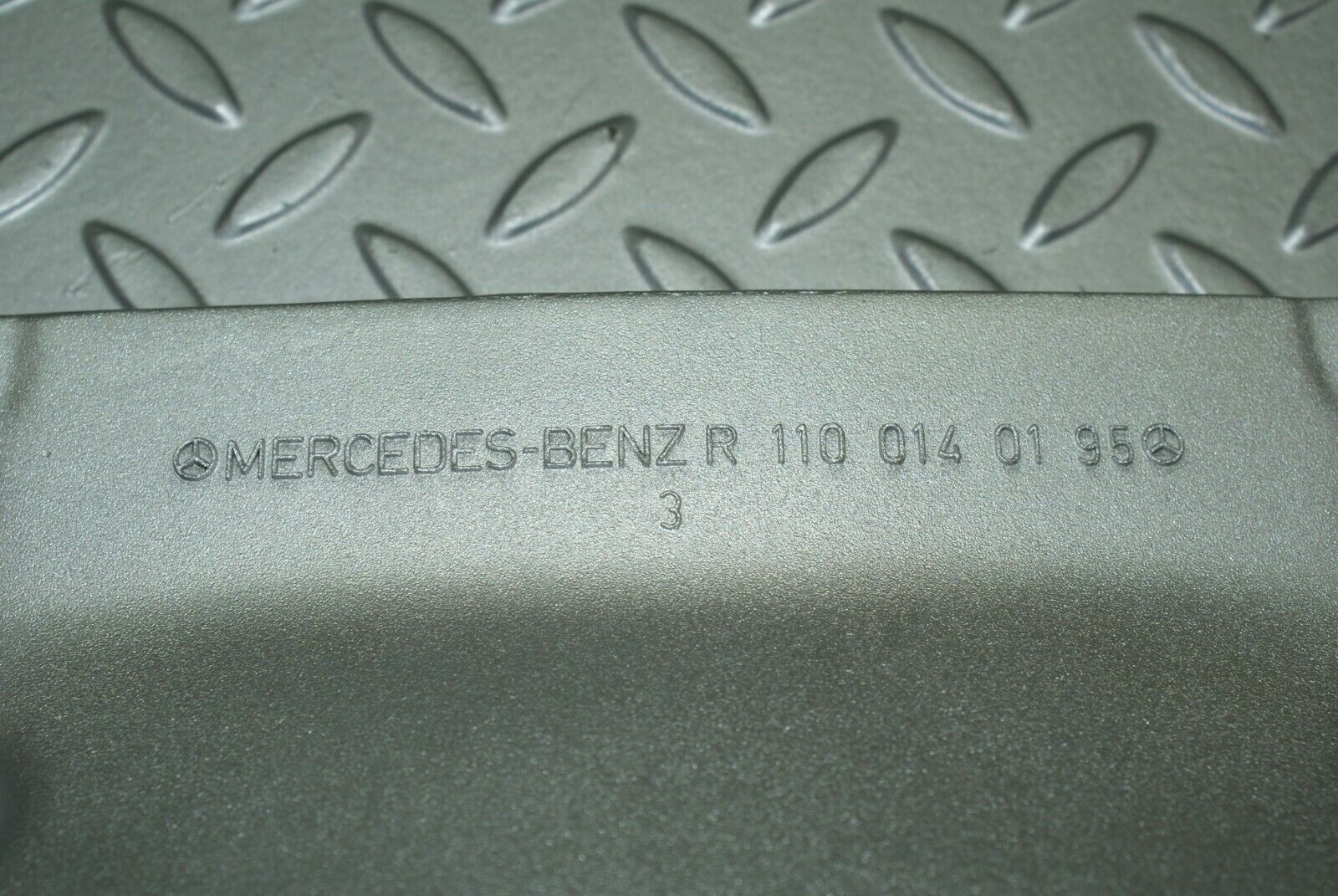 2886 Mercedes-Benz C123 280CE Coupe Gearbox Support 1100140195