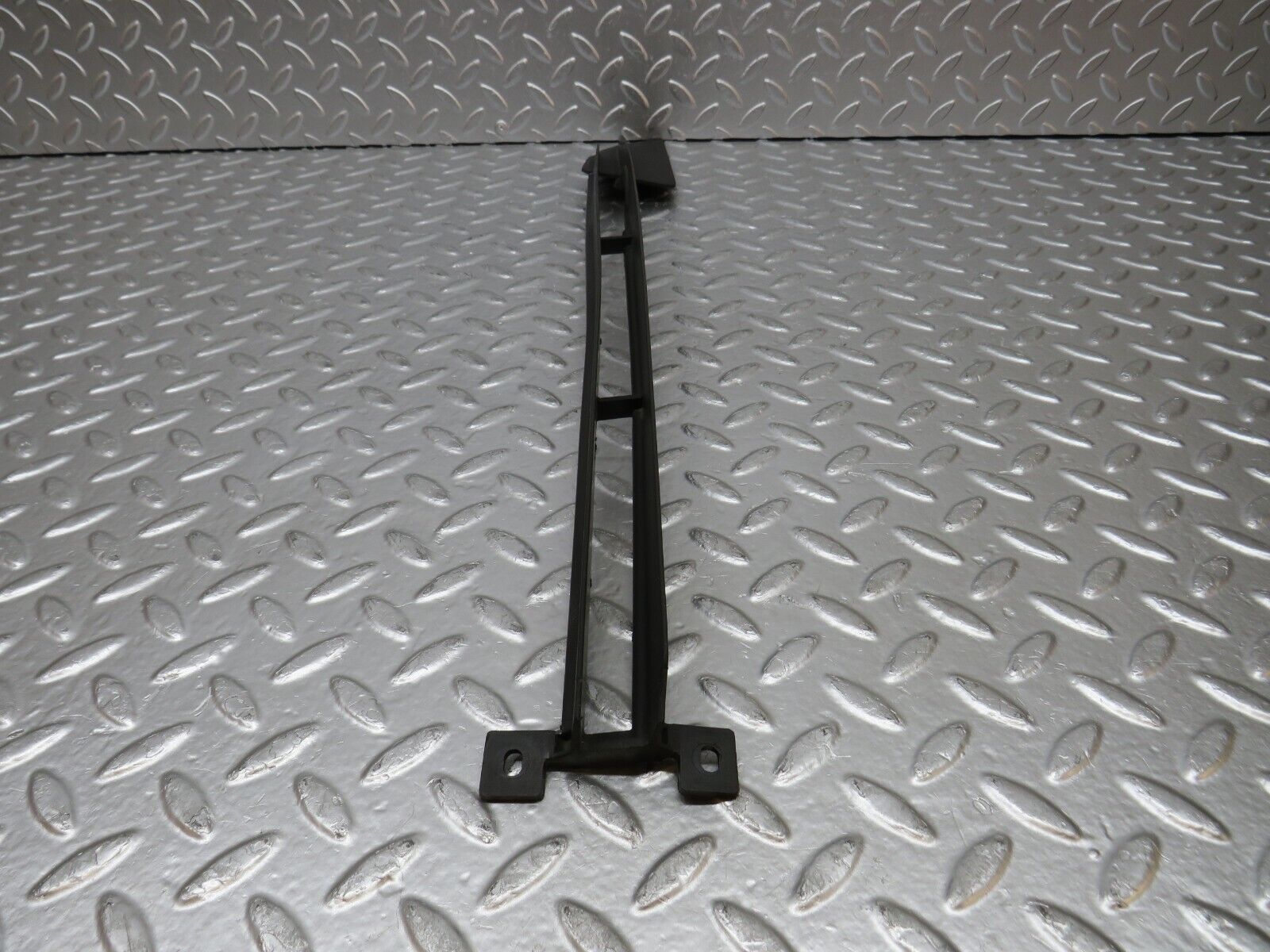 30996 Mercedes-Benz W123 200D Front Bumper Lower Grill Left 1238880223