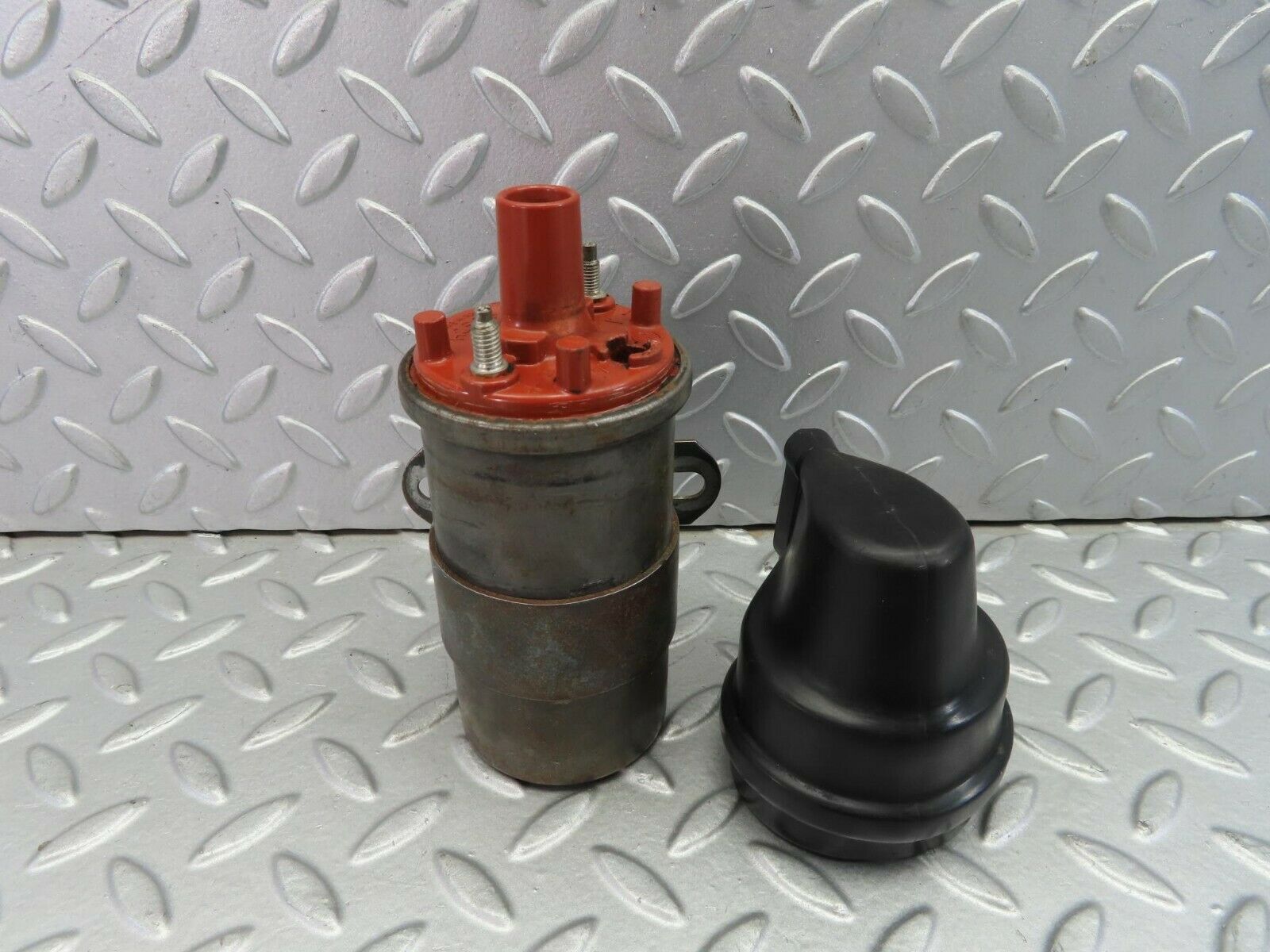 7531 Mercedes-Benz S123 230TE Wagon Ignition Coil Bosch 0001584003