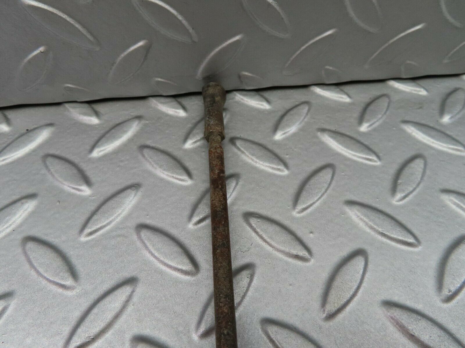 6409 Mercedes-Benz W126 380SE Accelerator Linkage