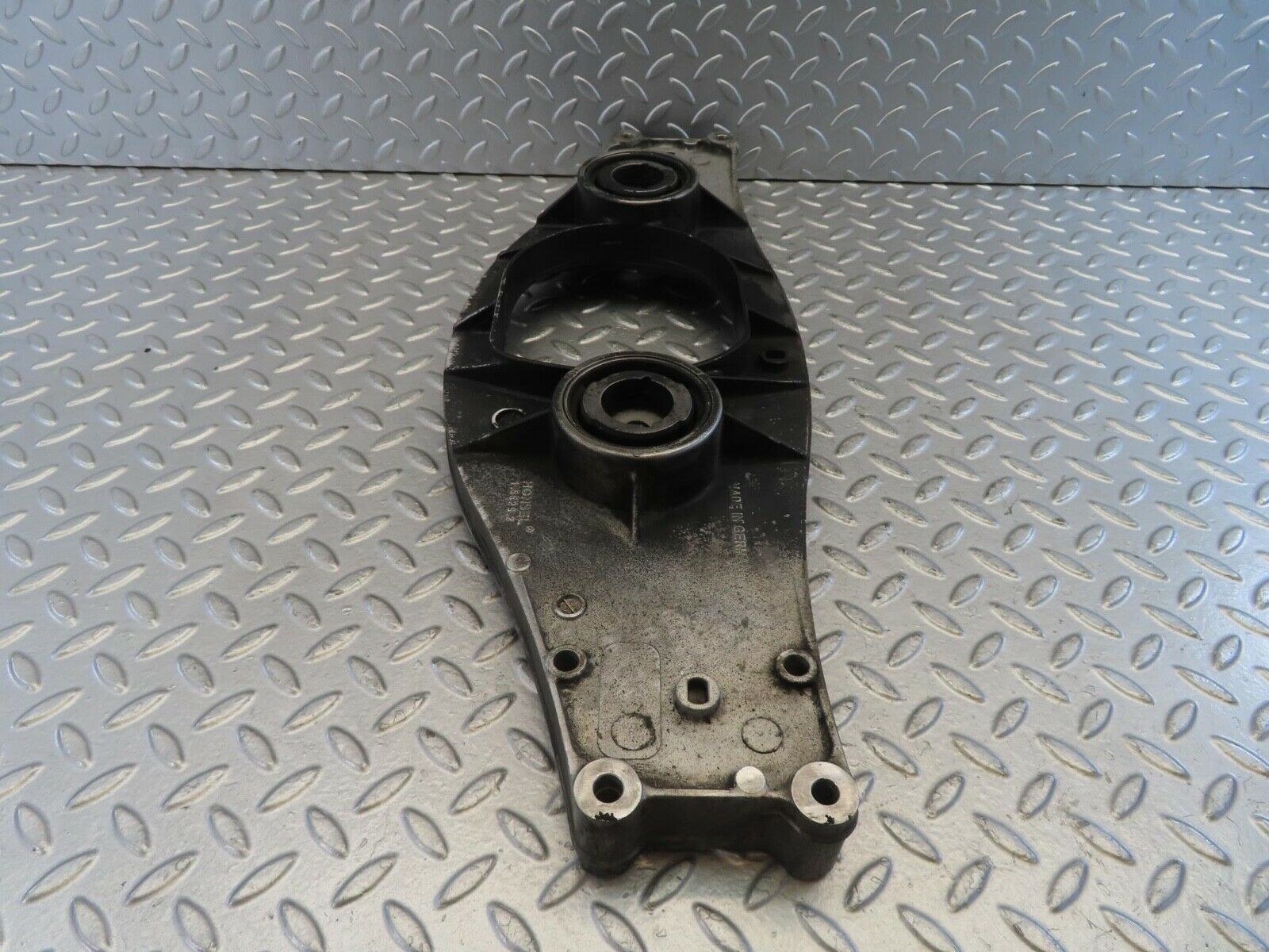 11257 Mercedes-Benz W221 S320 Rear Axle Sub Frame Differential Bracket