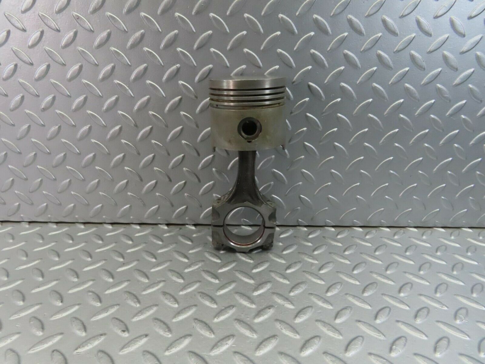 10159 Mercedes-Benz W108 Piston With Connecting Rod 86.49 mm 1300380201