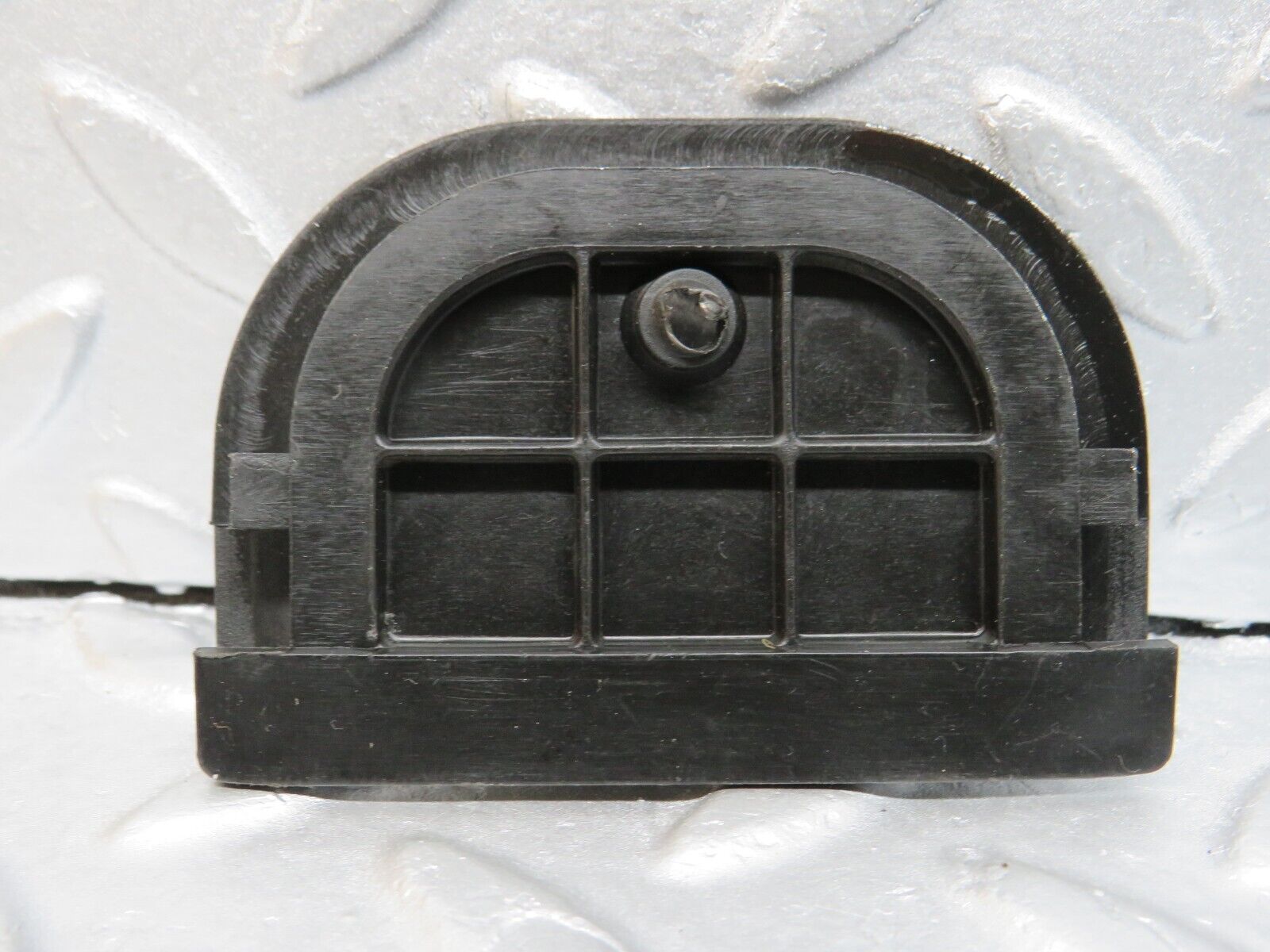 39766 Mercedes-Benz R129 320SL Coupe Front Panel Grommet 2x 1295461437