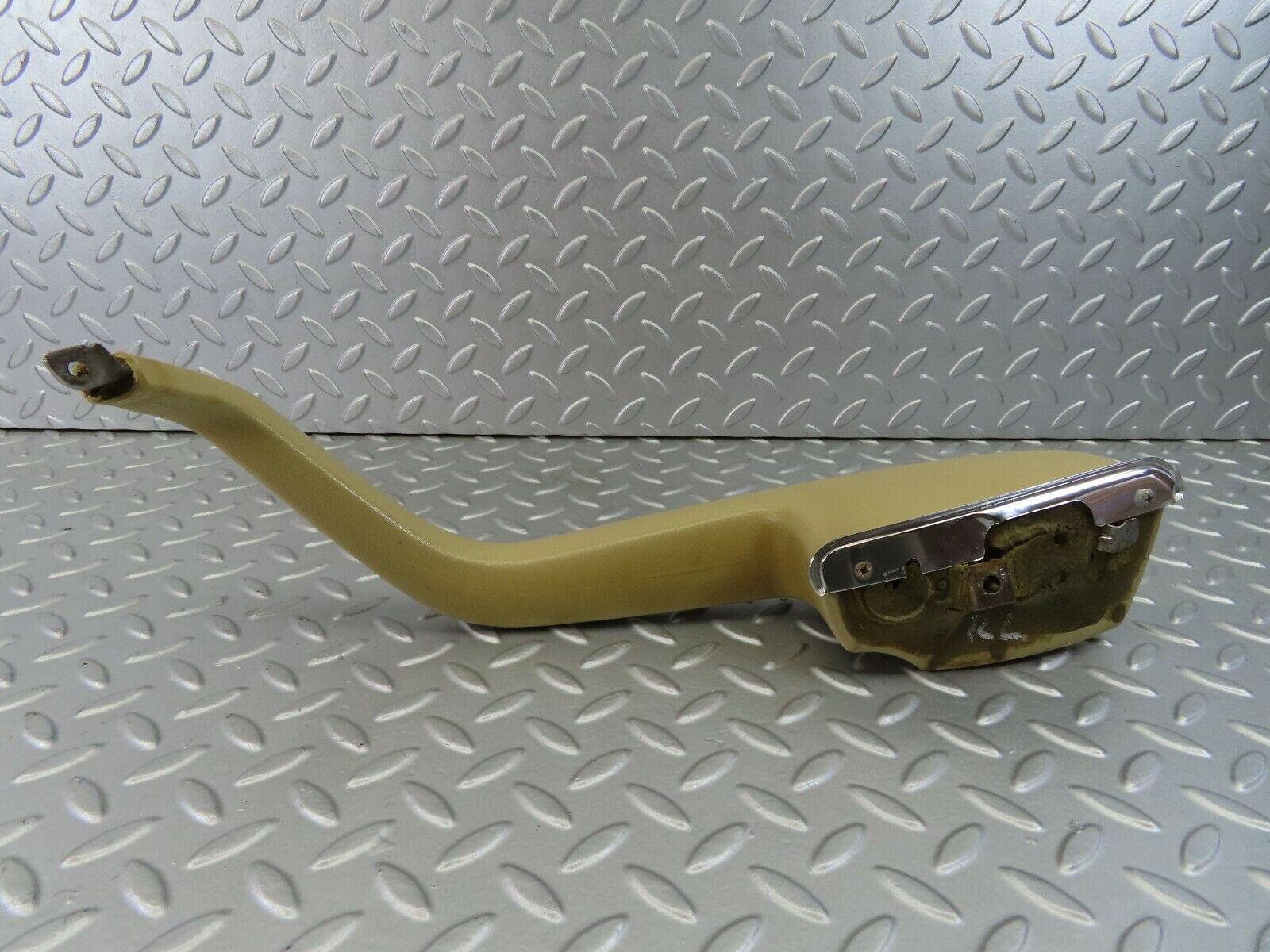 7231 Mercedes-Benz W116 450SE Interior Door Handle Rear Left