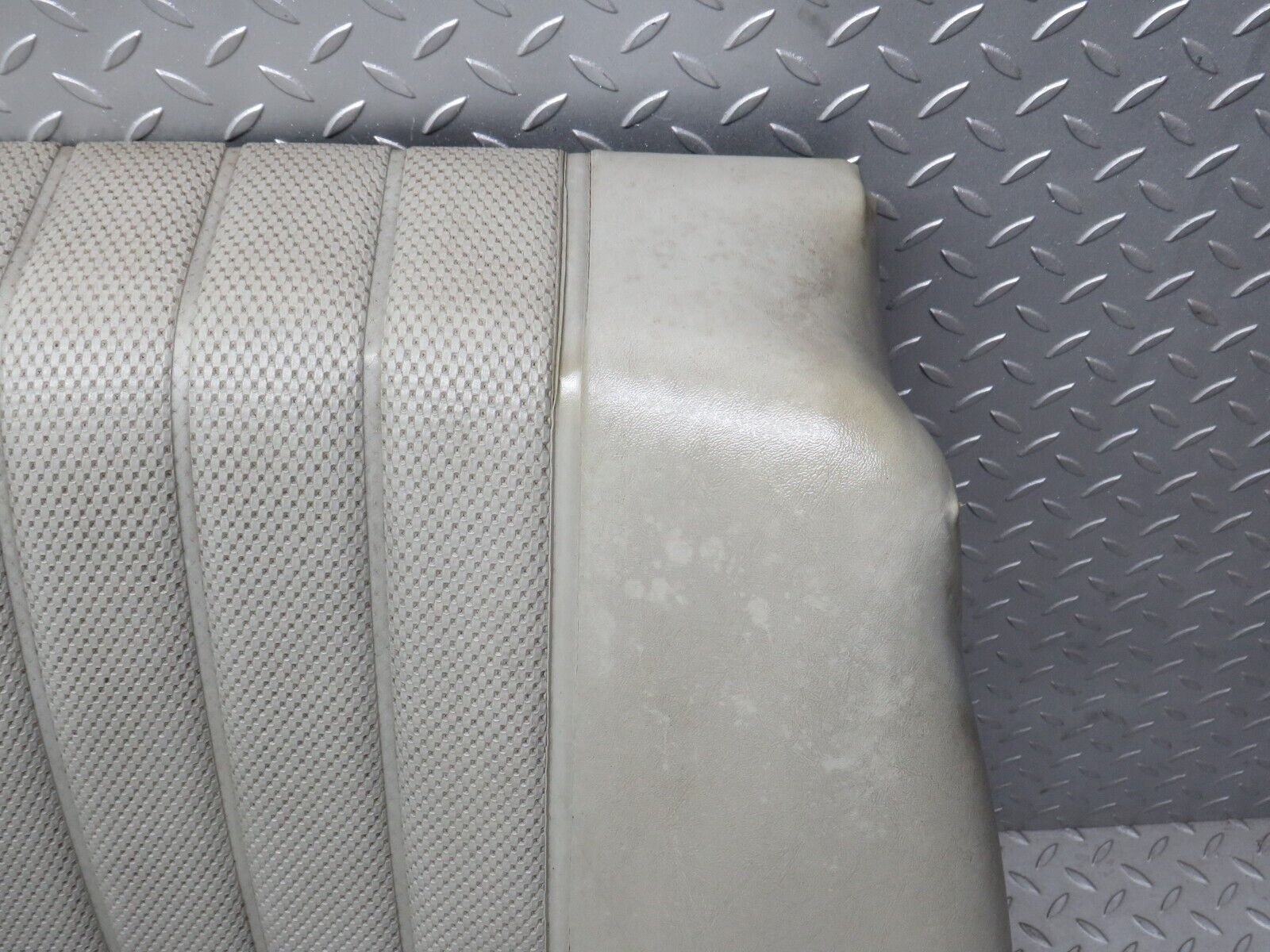 40512 Mercedes-Benz W110 230 Rear Seat Leather Beige