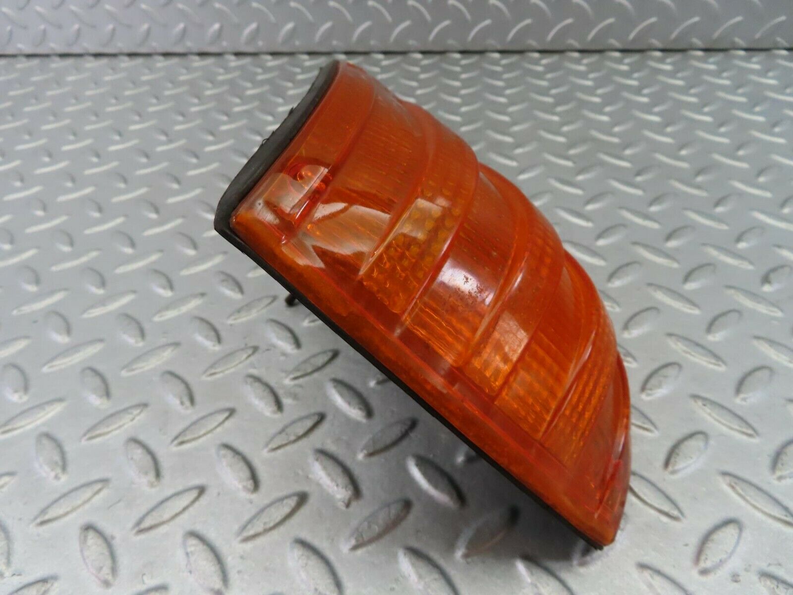 8057 Mercedes-Benz W116 Indicator Light Front Left 1305233001