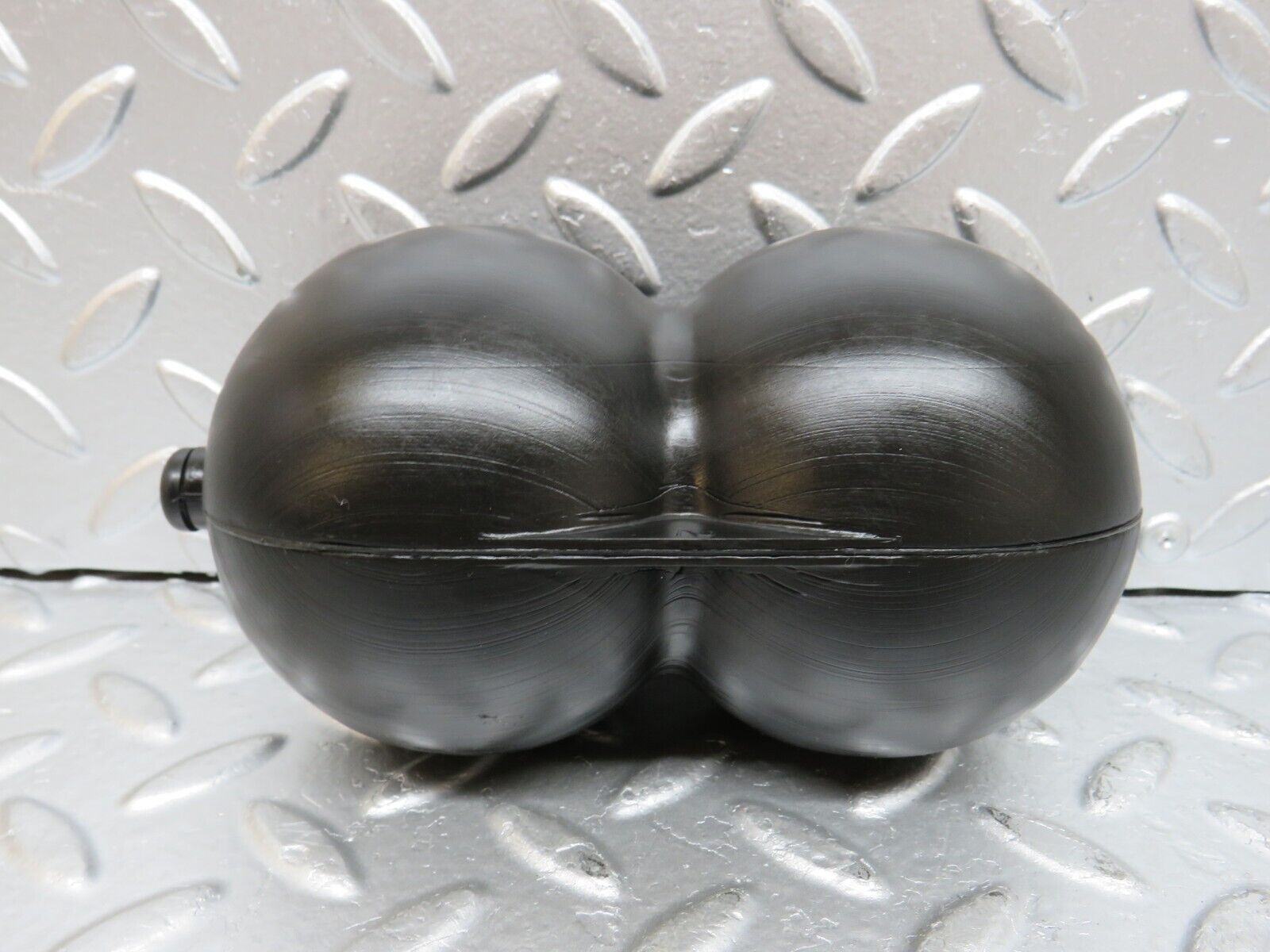 29367 Mercedes-Benz W124 230E Vacuum Reservoir Tank