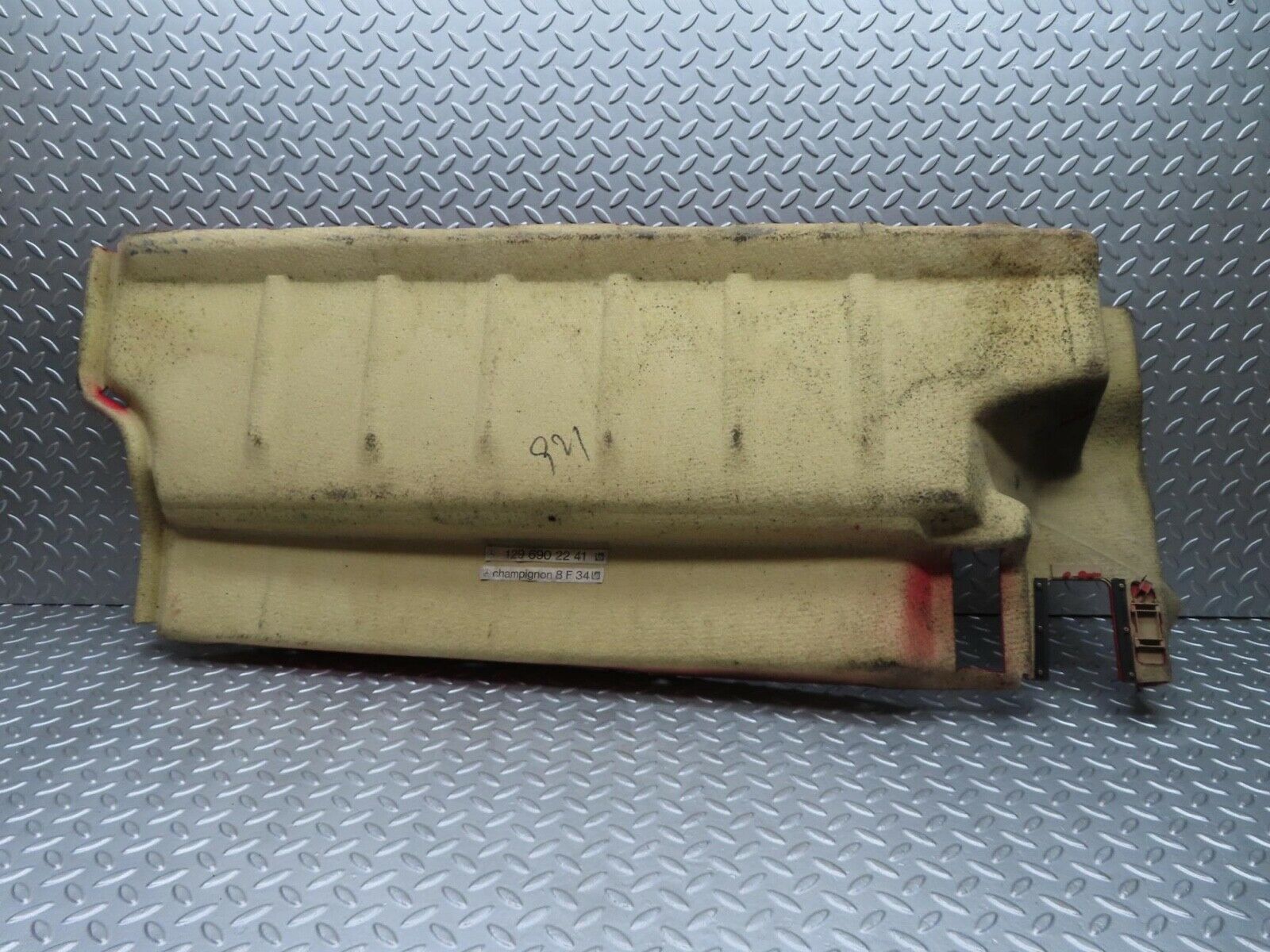 11860 Mercedes-Benz R129 300SL Coupe Trunk Carpet Fuel Tank Cover Red