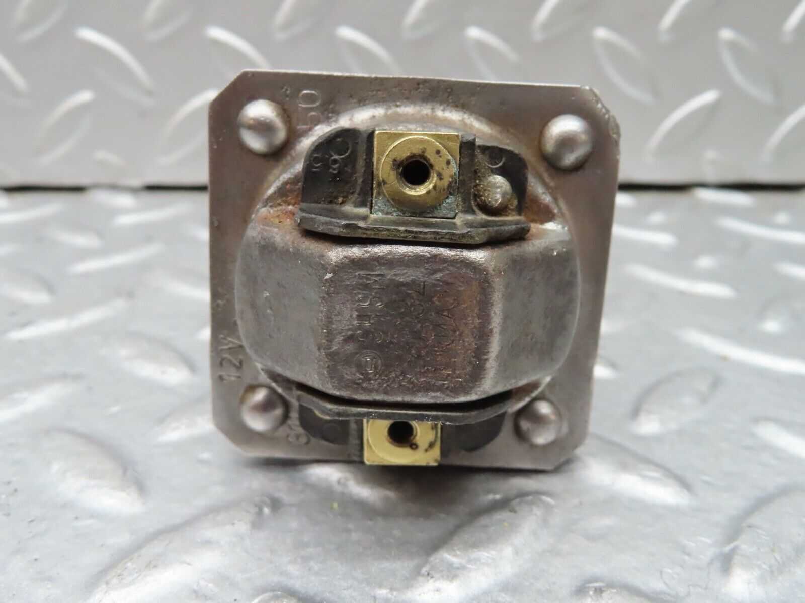 18241 Mercedes-Benz W111 220SE Coupe Fuel Injection Pump Relay