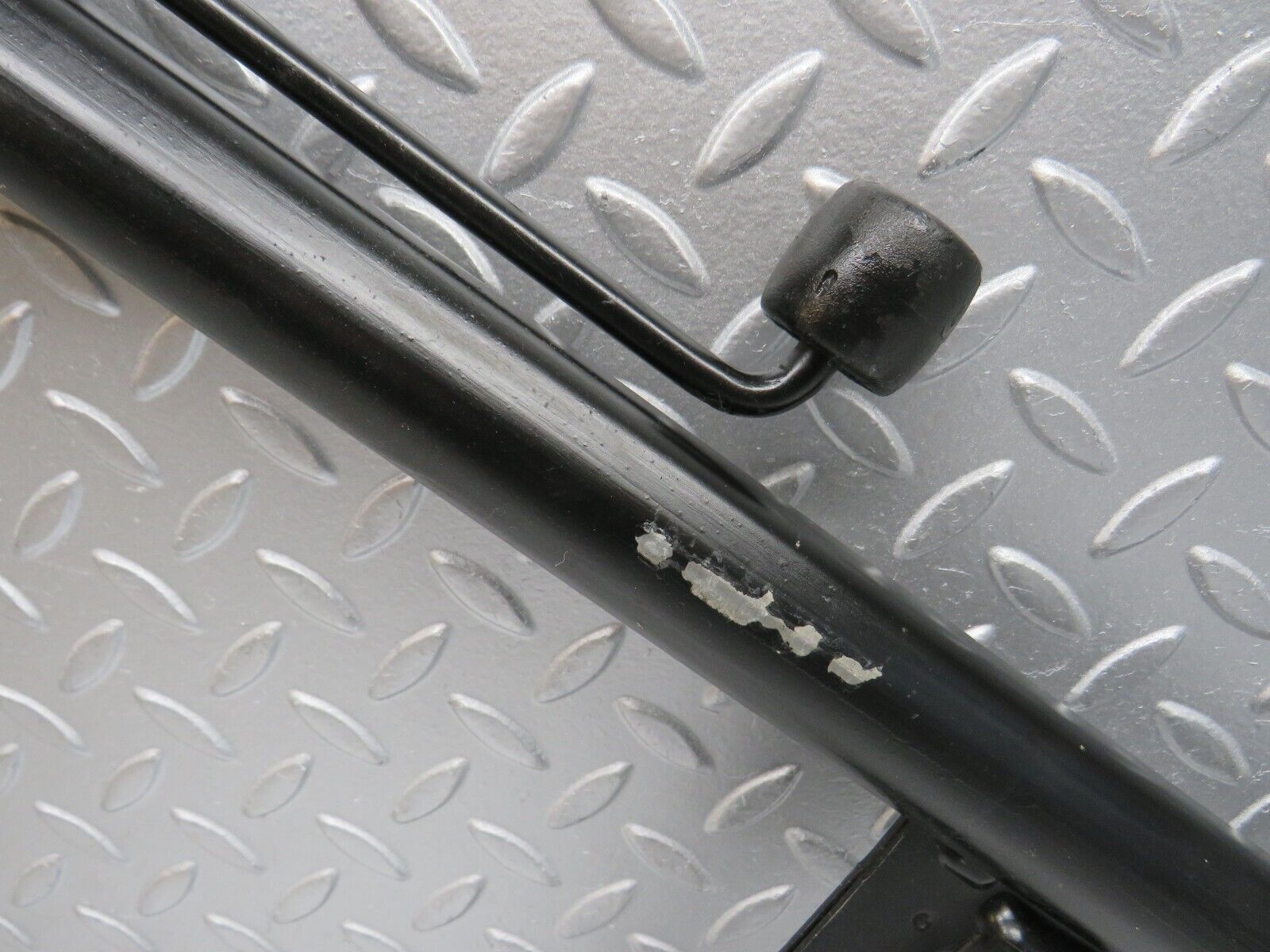 32552 Mercedes-Benz S124 300TE Wagon Car Jack 1245830115