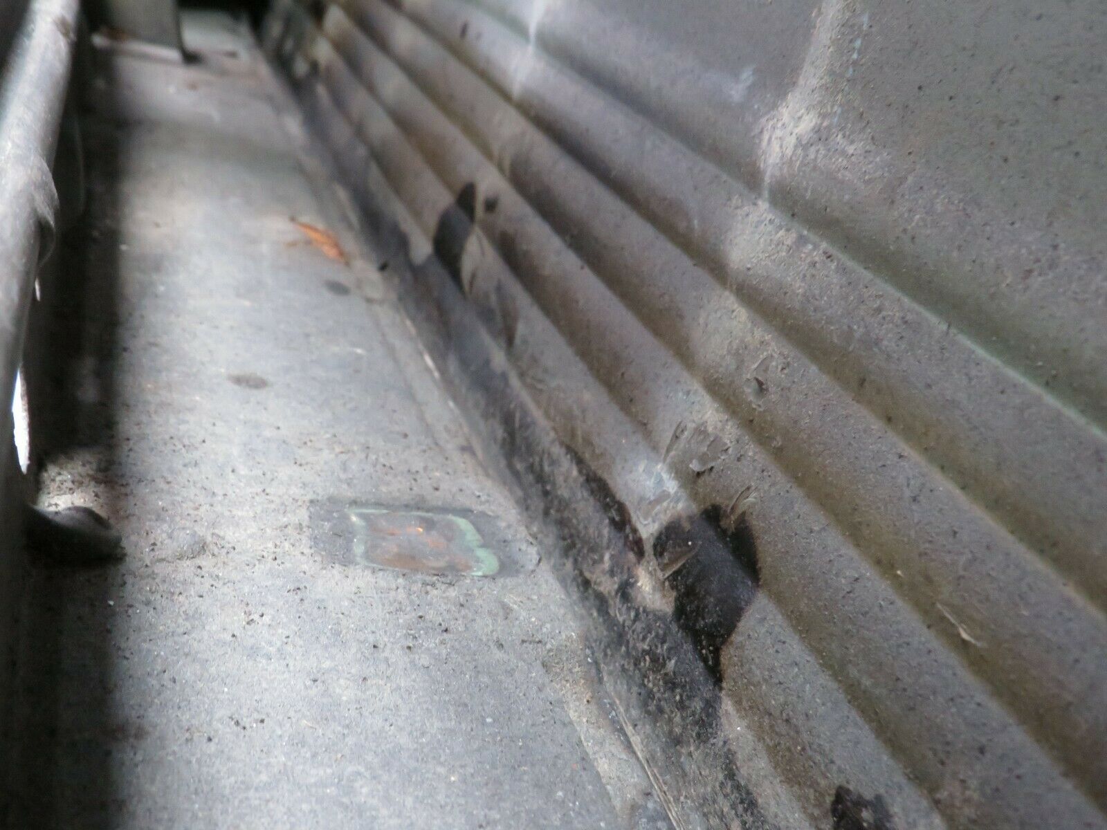 22669 Mercedes-Benz C107 450SLC Coupe Front Right Door