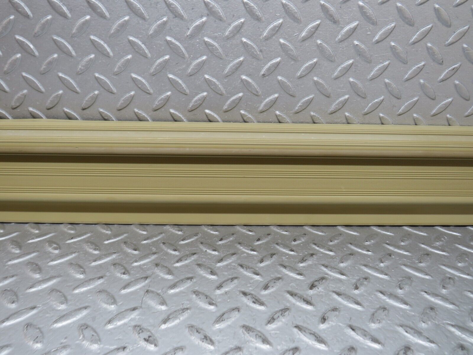 36926 Mercedes-Benz C126 420SEC Coupe Door Sill Left Side