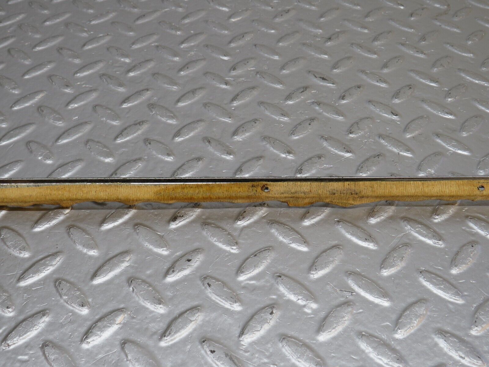 40487 Mercedes-Benz W110 230 Dashboard Chrome Trim