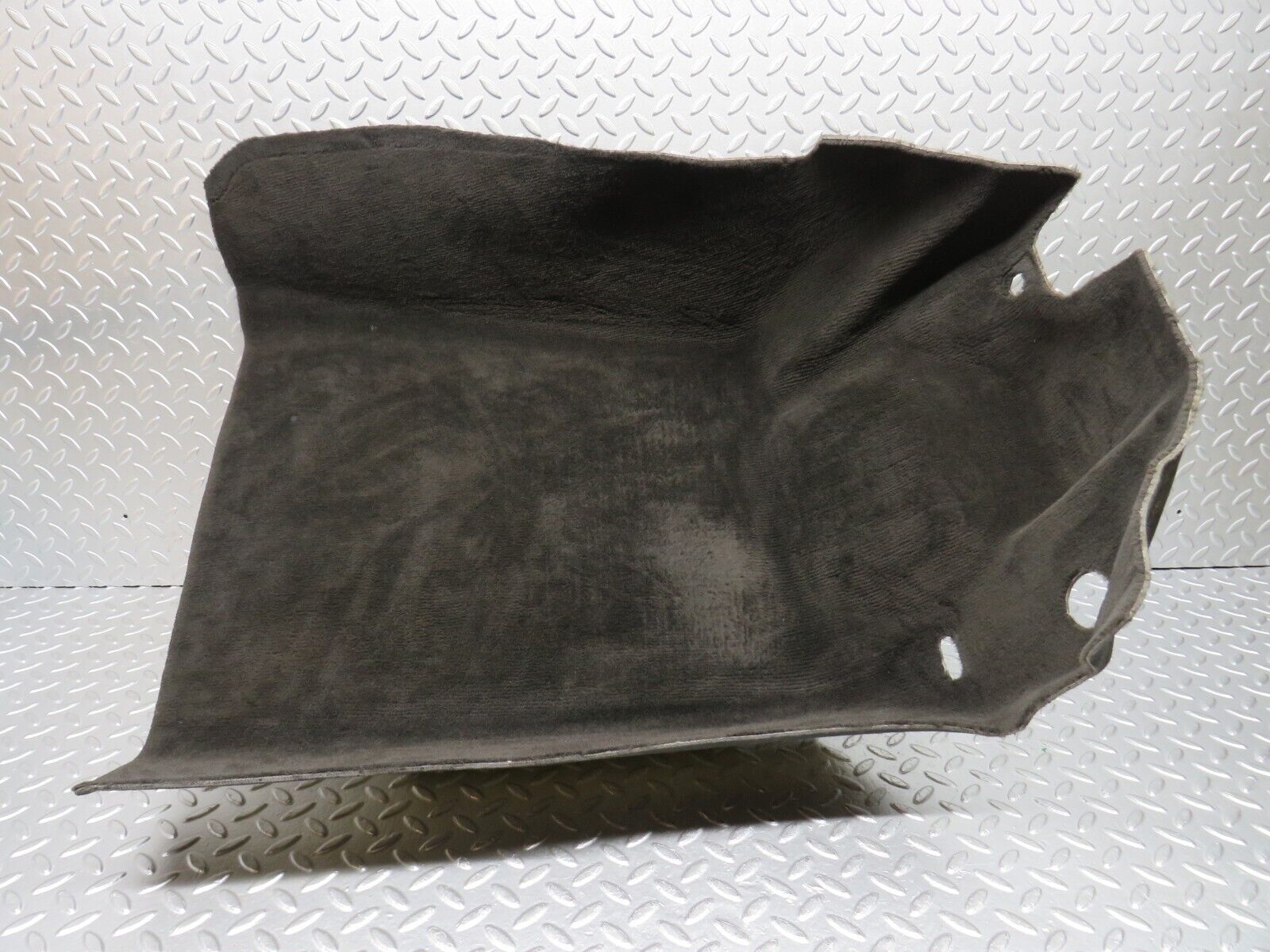 33300 Mercedes-Benz W202 C180 Front Right Floor Carpet 2026800840