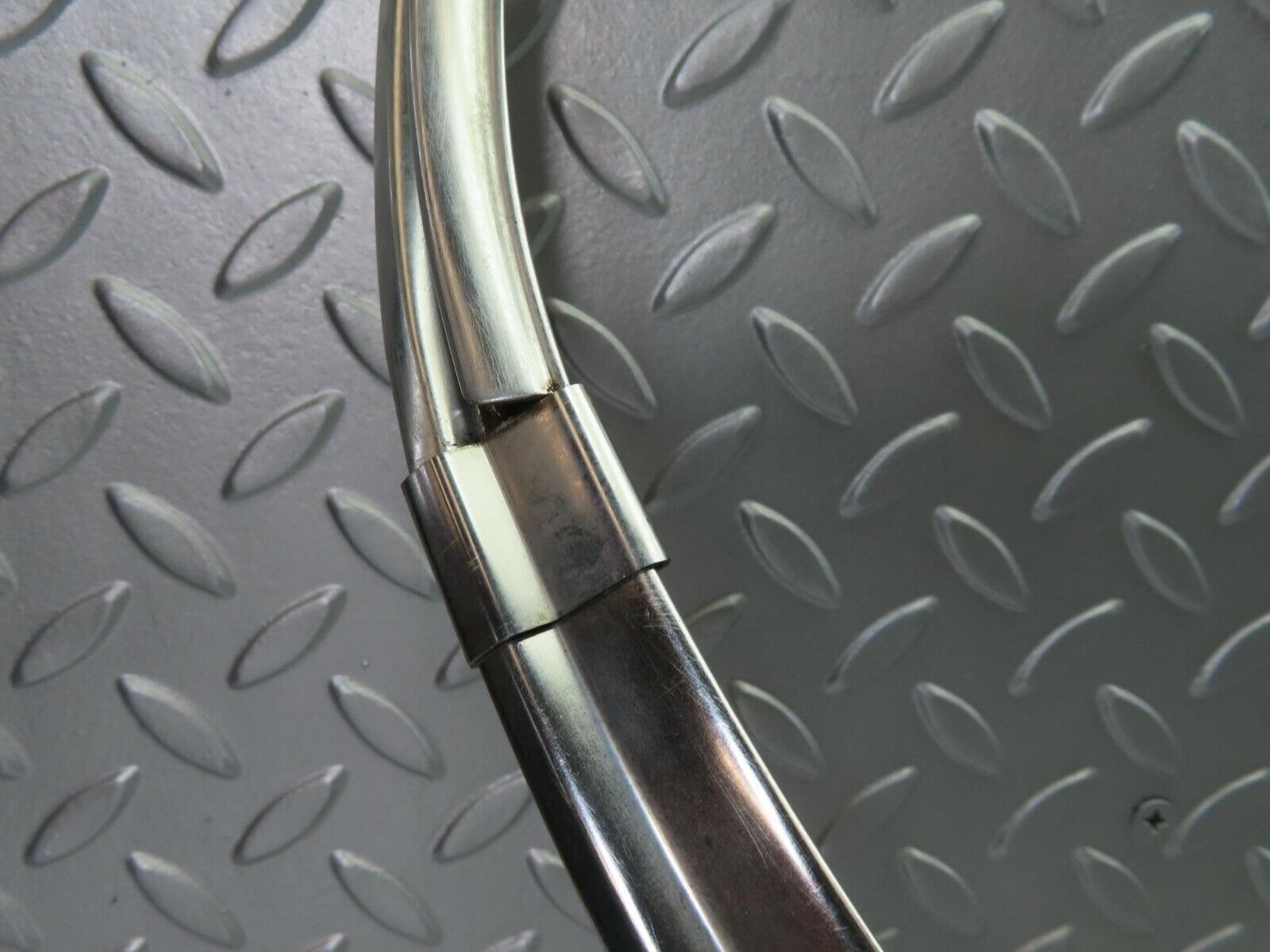 9850 Mercedes-Benz C123 280CE Coupe Rear Windscreen Chrome Frame