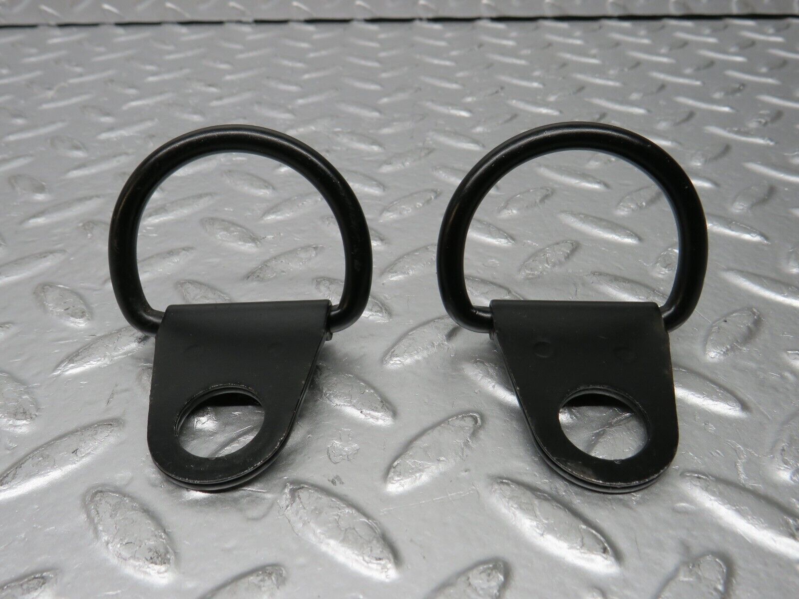 31387 Mercedes-Benz S124 220TE Wagon Trunk Cargo Hook Clip