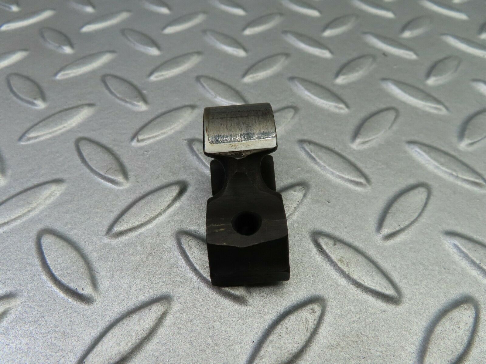 6282 Mercedes-Benz W126 380SE Rocker Arm