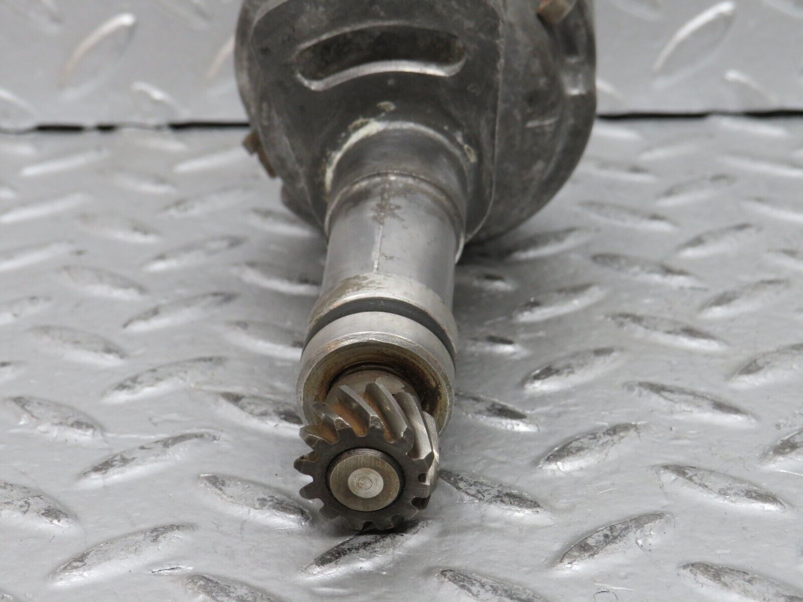 28097 Mercedes-Benz W123 280E Ignition Distributor Bosch 0021587701 0237302017