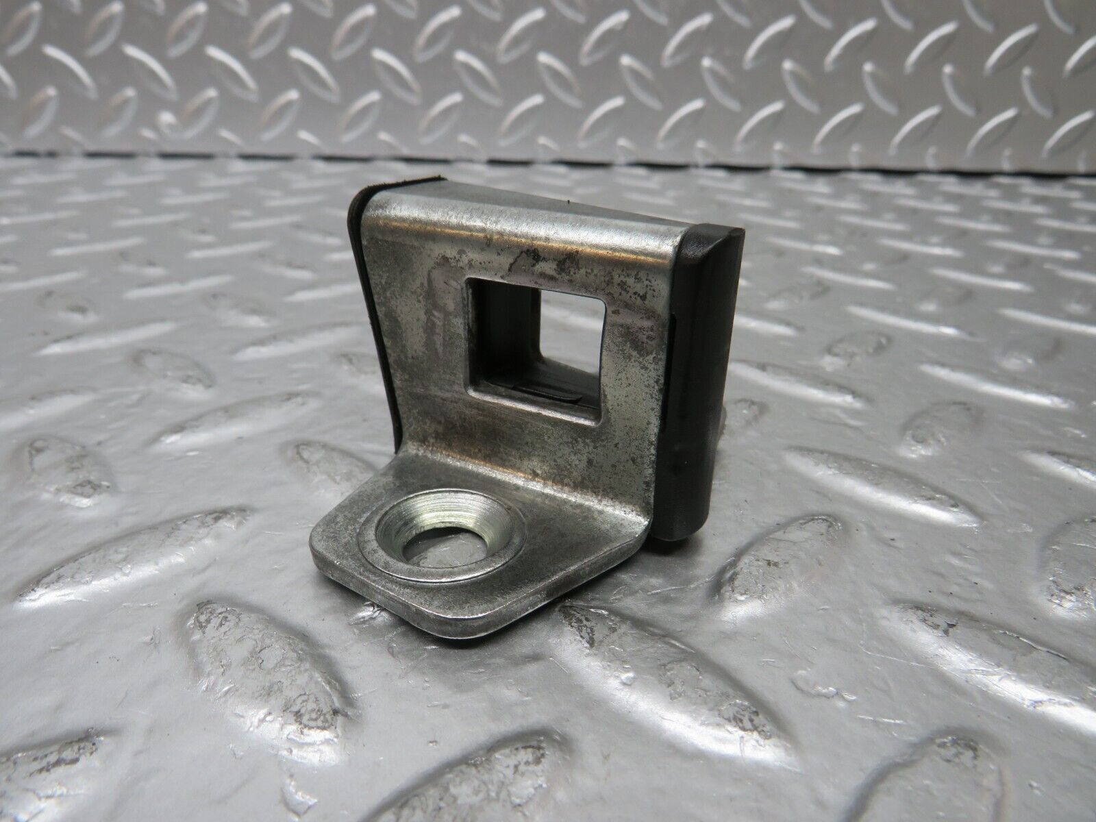 25187 Mercedes-Benz W201 190D Door Lock Latch