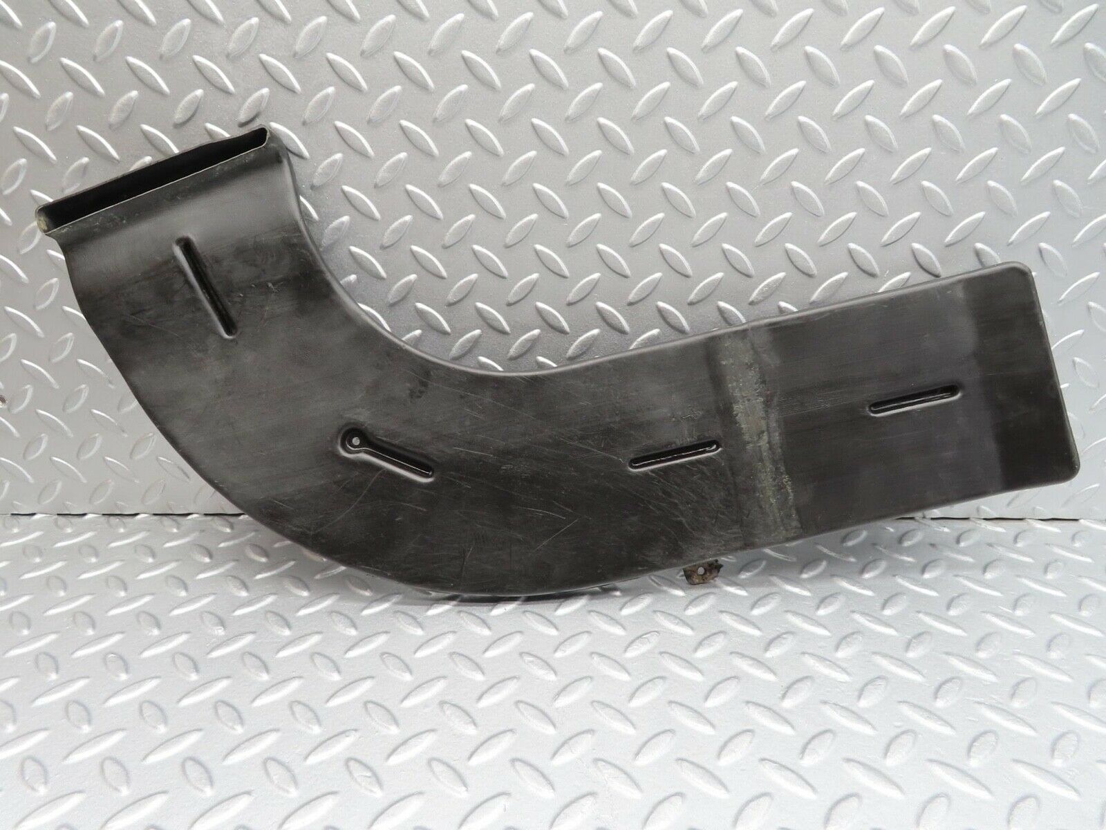 13940 Mercedes-Benz C107 280SLC Air Duct Vent Front Left 1078310346