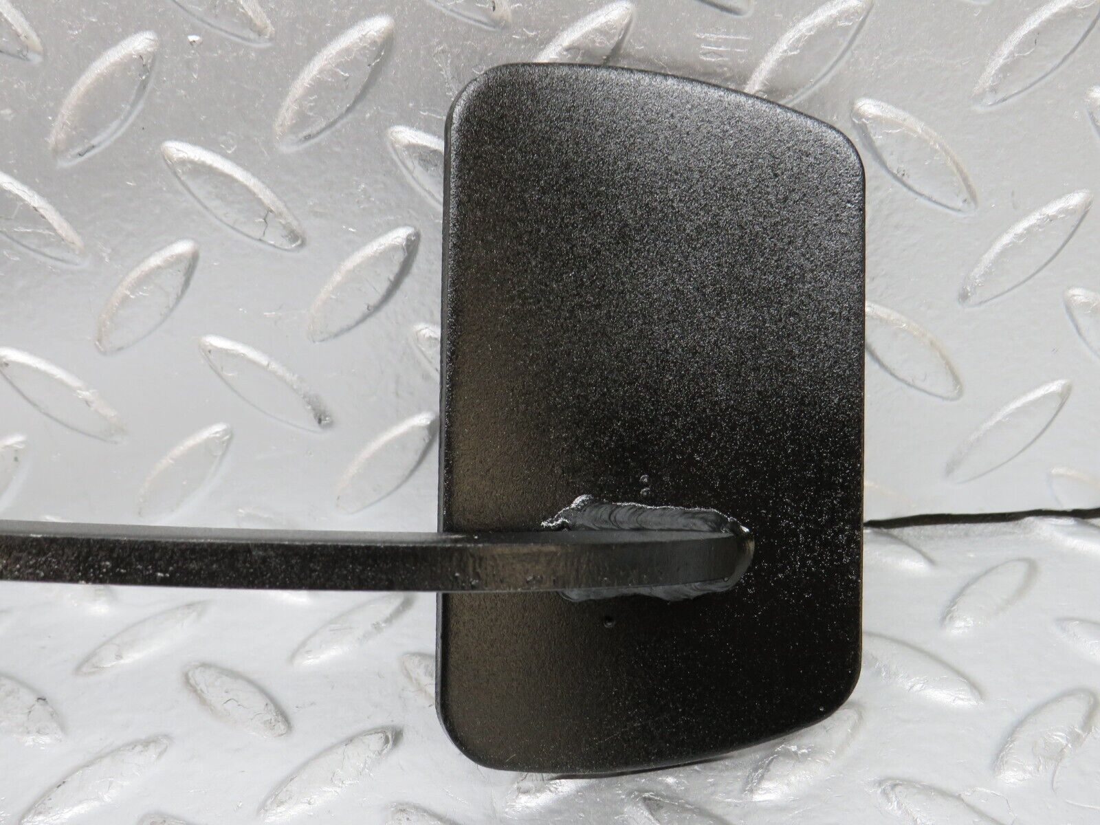 0775 Mercedes-Benz C107 350SLC Coupe Coupe Brake Pedal