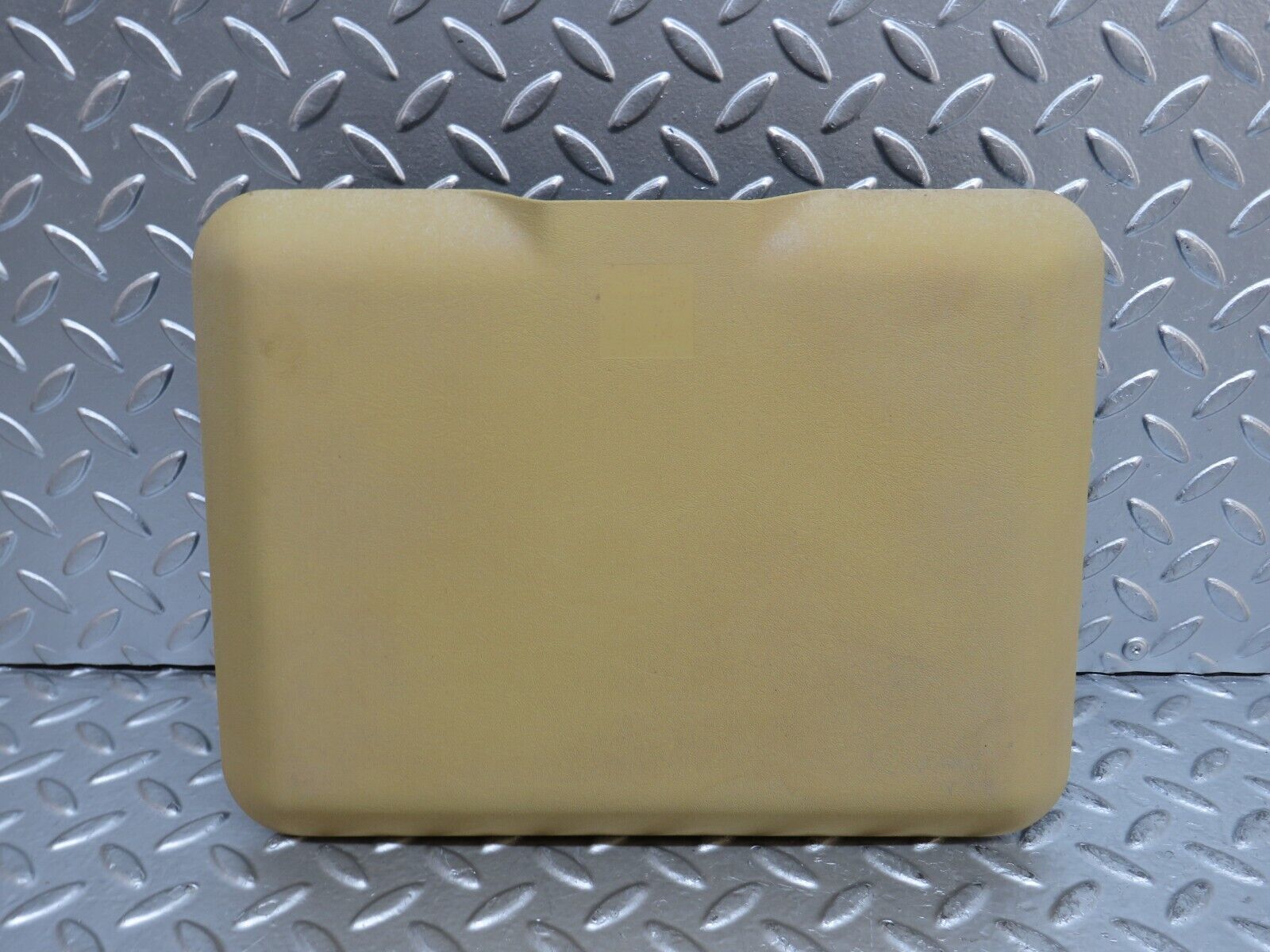 29649 Mercedes-Benz W123 230E First Aid Box 1238650353